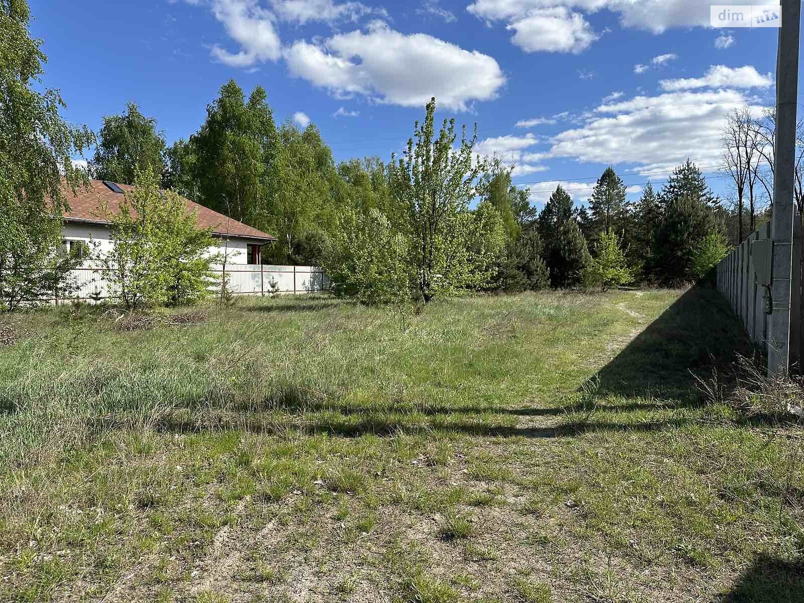 Земельна ділянка під житлову забудову в Дмитрівці, площа 14.4 сотки фото 1 Земельна ділянка під житлову забудову в Дмитрівці, площа 14.4 сотки фото 1