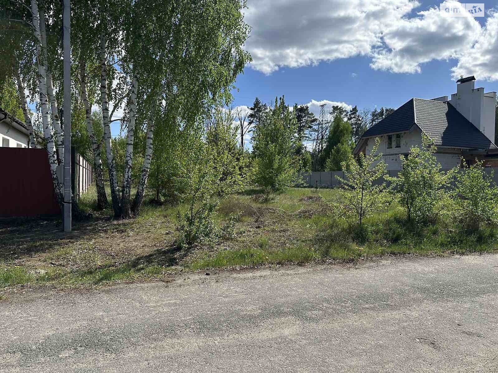 Земельна ділянка під житлову забудову в Дмитрівці, площа 14.4 сотки фото 1 Земельна ділянка під житлову забудову в Дмитрівці, площа 14.4 сотки фото 1