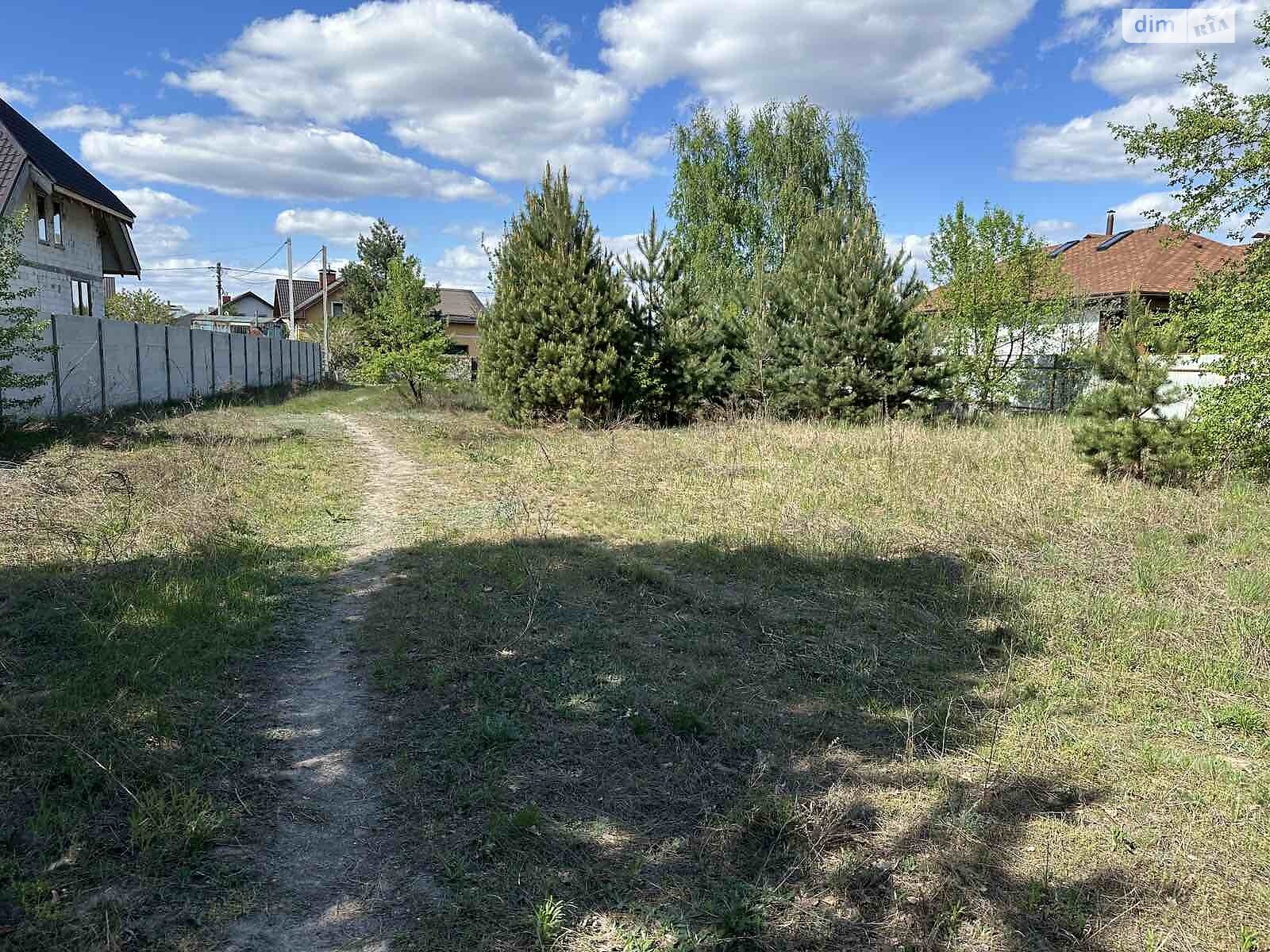 Земельна ділянка під житлову забудову в Дмитрівці, площа 14.4 сотки фото 1 Земельна ділянка під житлову забудову в Дмитрівці, площа 14.4 сотки фото 1
