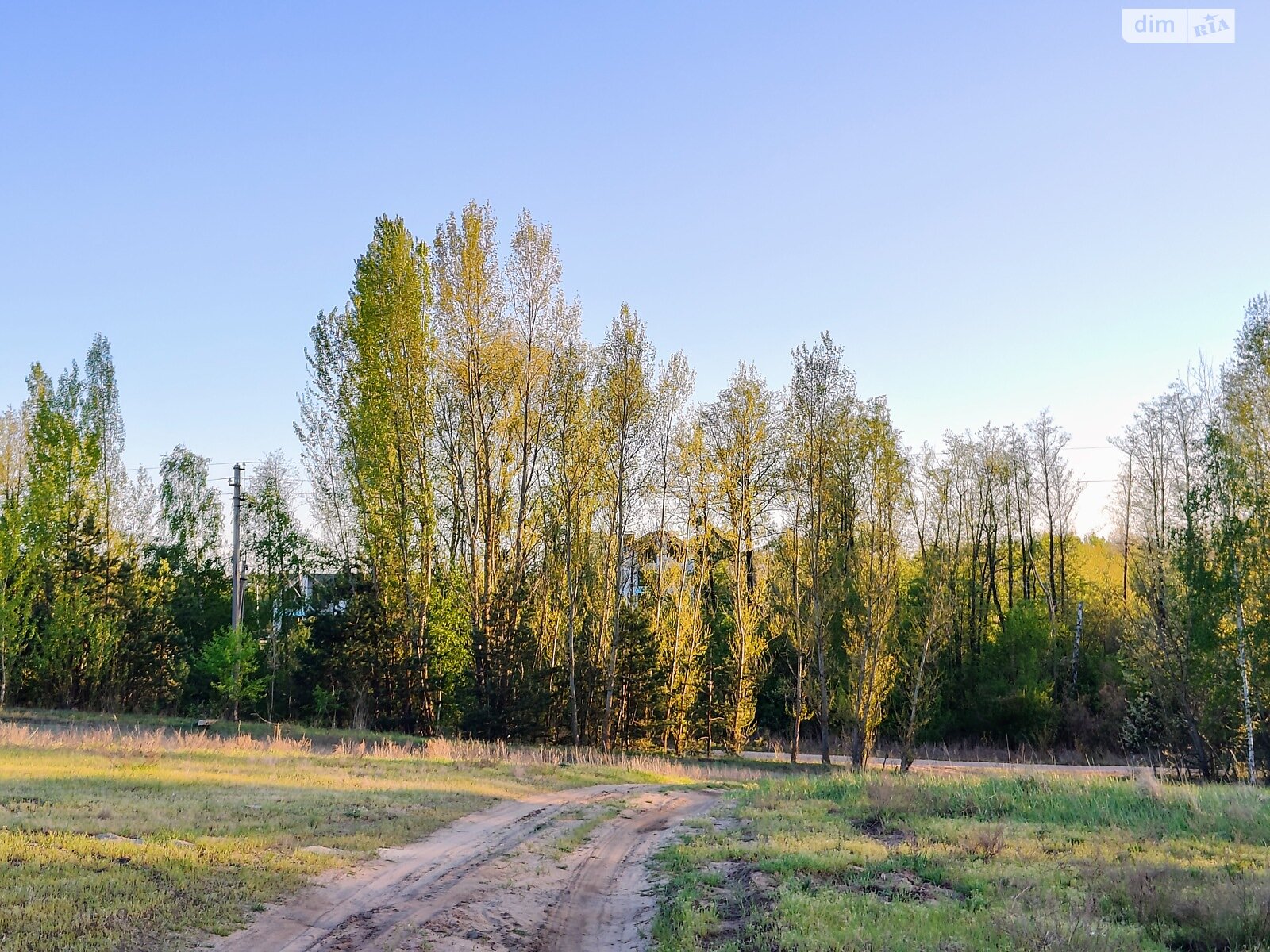 Земельна ділянка під житлову забудову в Дмитрівці, площа 9.43 сотки фото 1 Земельна ділянка під житлову забудову в Дмитрівці, площа 9.43 сотки фото 1