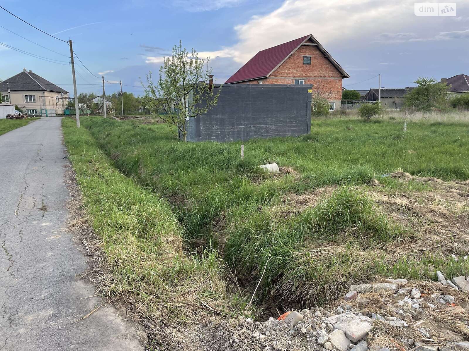Земельна ділянка під житлову забудову в Довгому Полі, площа 10 соток фото 1 Земельна ділянка під житлову забудову в Довгому Полі, площа 10 соток фото 1