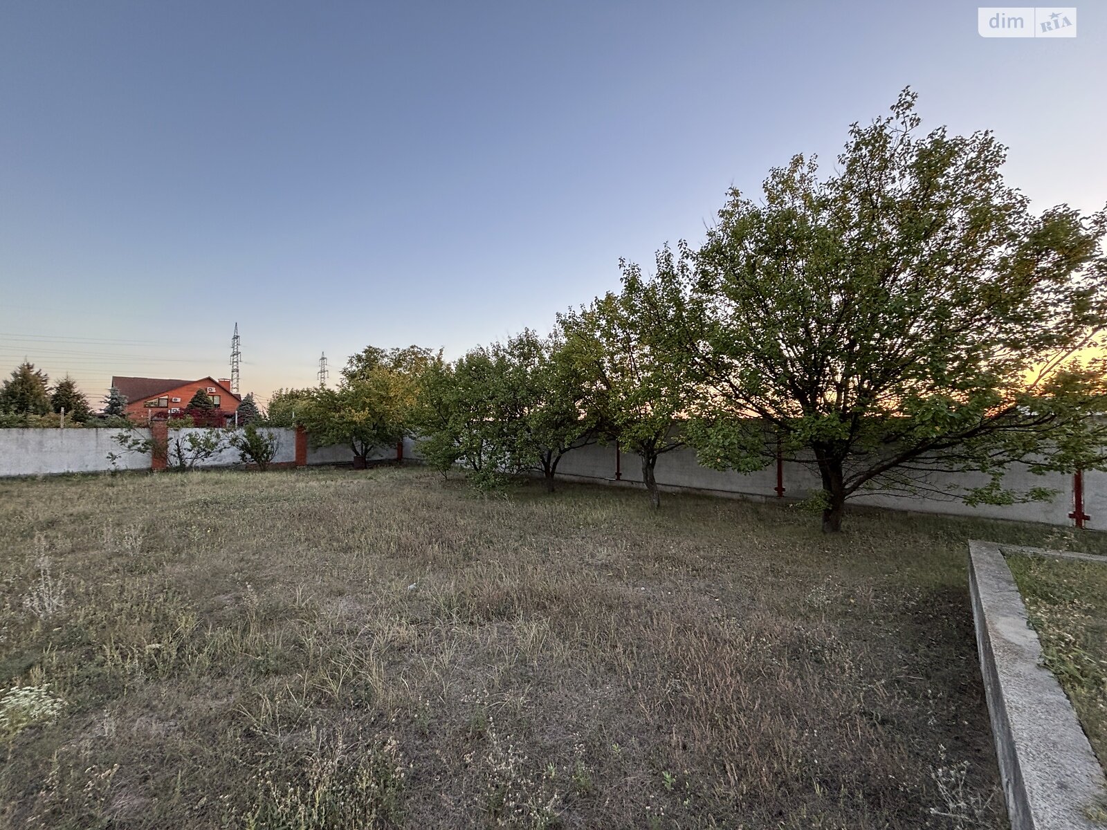 Земельна ділянка під житлову забудову в Дослідному, площа 10 соток фото 1 Земельна ділянка під житлову забудову в Дослідному, площа 10 соток фото 1