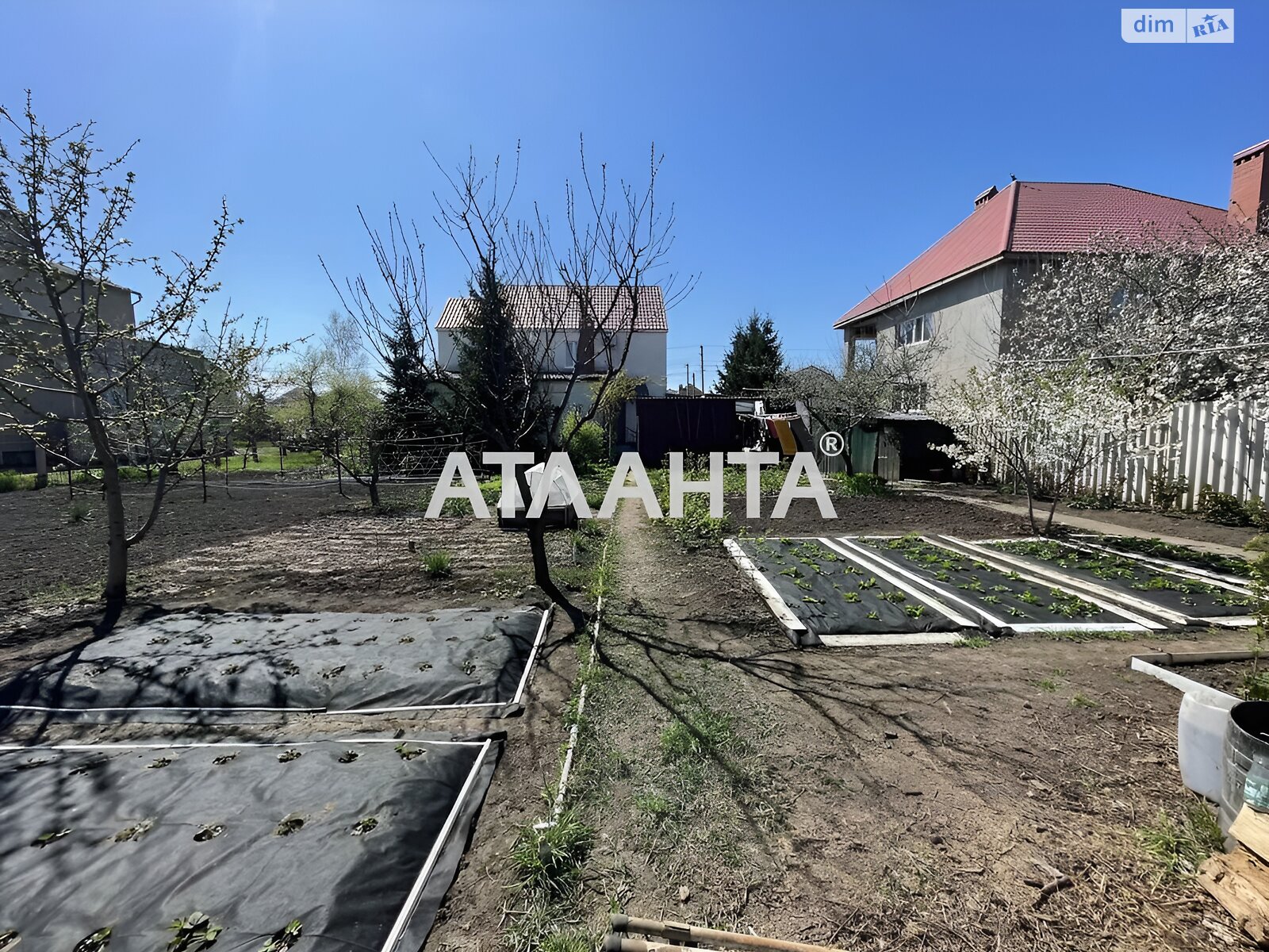 Земельна ділянка під житлову забудову в Фонтанці, площа 4 сотки фото 1 Земельна ділянка під житлову забудову в Фонтанці, площа 4 сотки фото 1