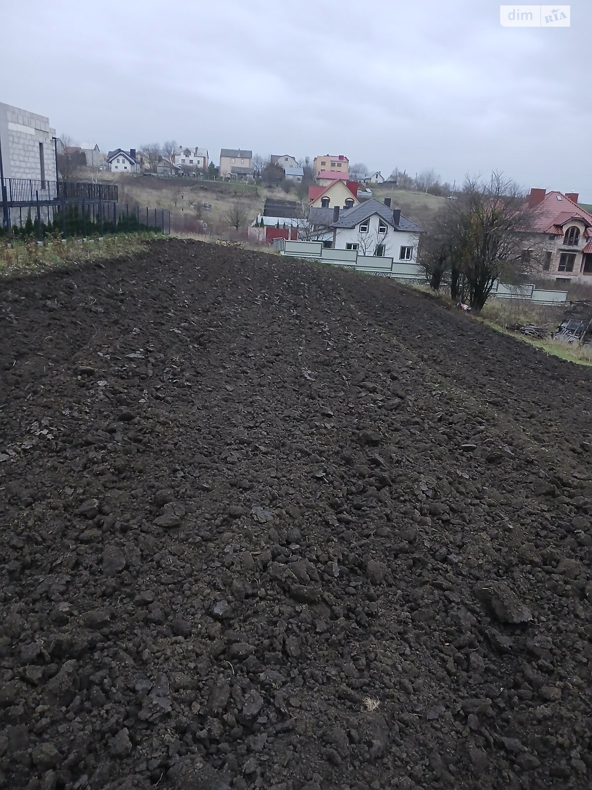 Земельна ділянка під житлову забудову в Гаях-Шевченківських, площа 10 соток фото 1 Земельна ділянка під житлову забудову в Гаях-Шевченківських, площа 10 соток фото 1