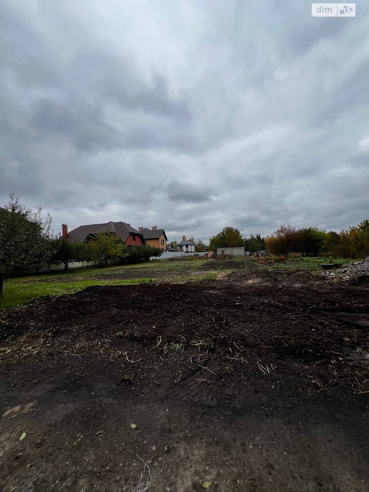 Земельный участок под жилую застройку в Гореничах, площадь 10 соток фото 1 Земельный участок под жилую застройку в Гореничах, площадь 10 соток фото 1
