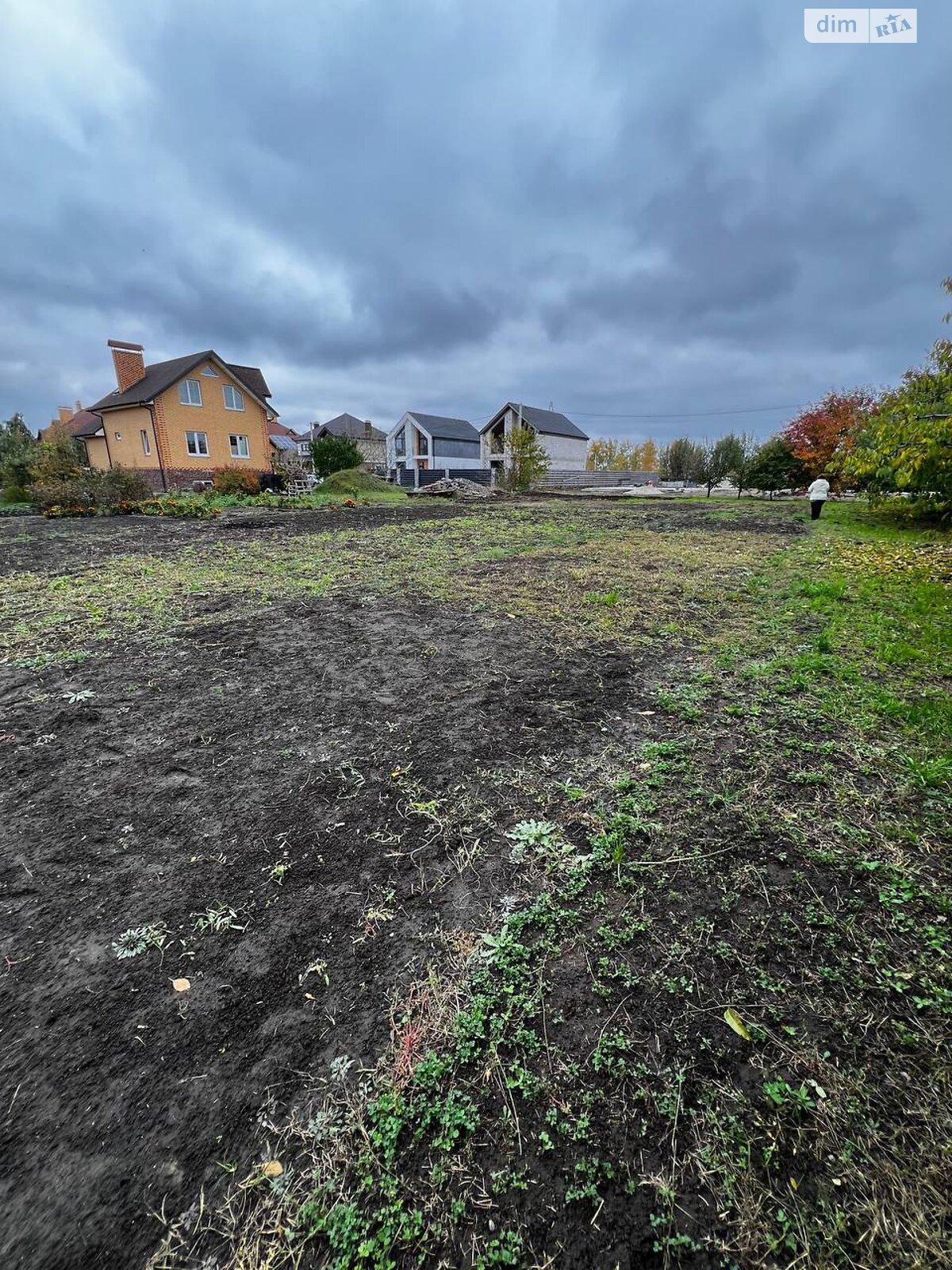 Земельный участок под жилую застройку в Гореничах, площадь 10 соток фото 1 Земельный участок под жилую застройку в Гореничах, площадь 10 соток фото 1