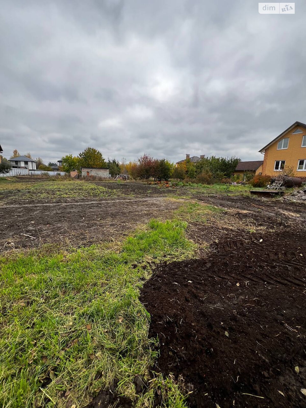 Земельный участок под жилую застройку в Гореничах, площадь 10 соток фото 1 Земельный участок под жилую застройку в Гореничах, площадь 10 соток фото 1