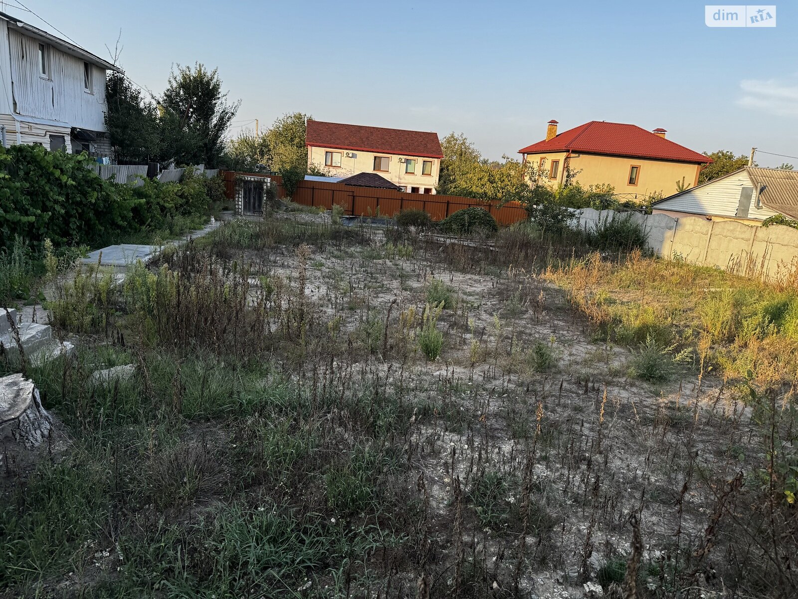 Земельна ділянка під житлову забудову в Гостомелі, площа 7.5 сотки фото 1 Земельна ділянка під житлову забудову в Гостомелі, площа 7.5 сотки фото 1