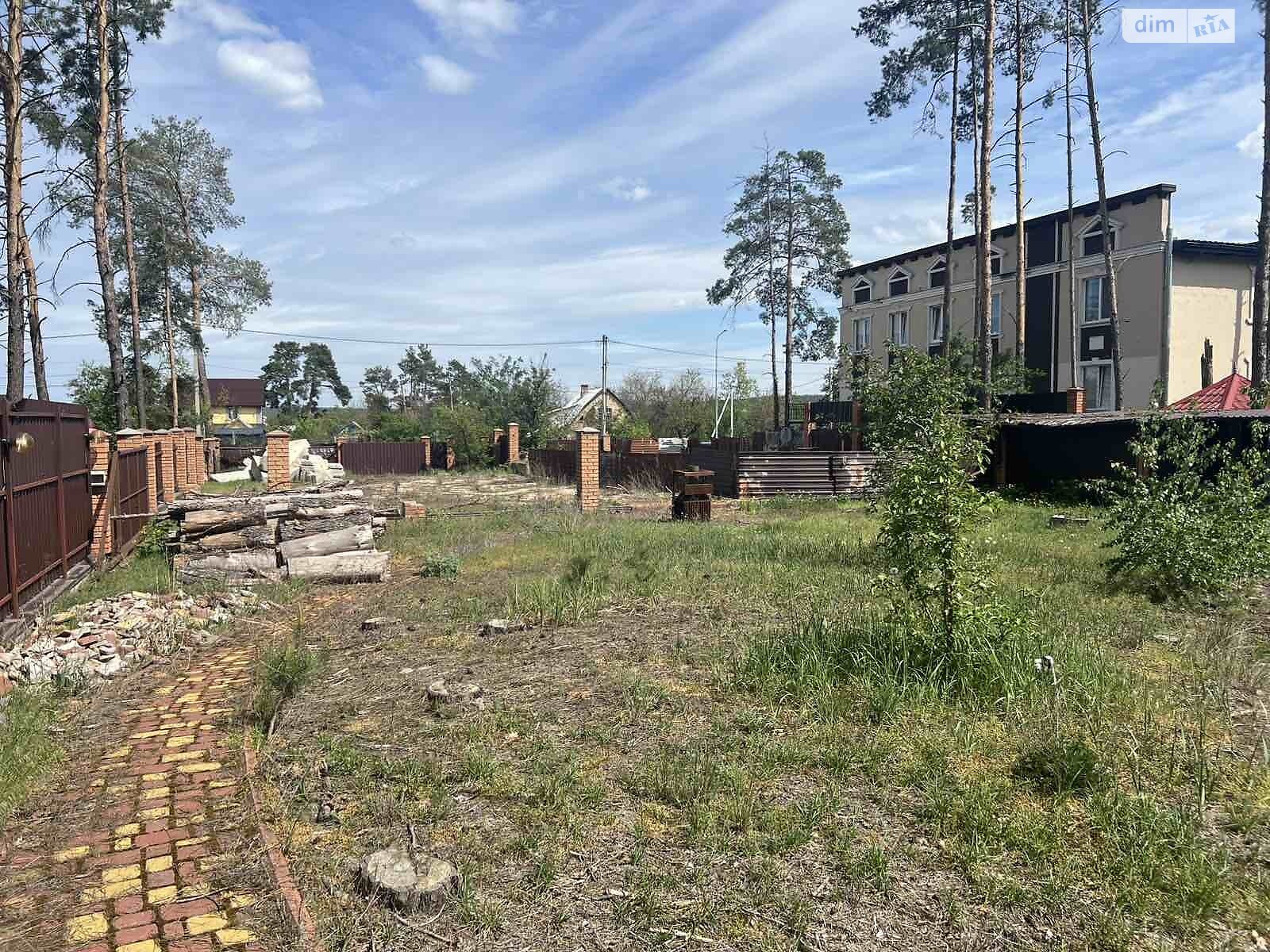 Земельна ділянка під житлову забудову в Гостомелі, площа 9.66 сотки фото 1 Земельна ділянка під житлову забудову в Гостомелі, площа 9.66 сотки фото 1