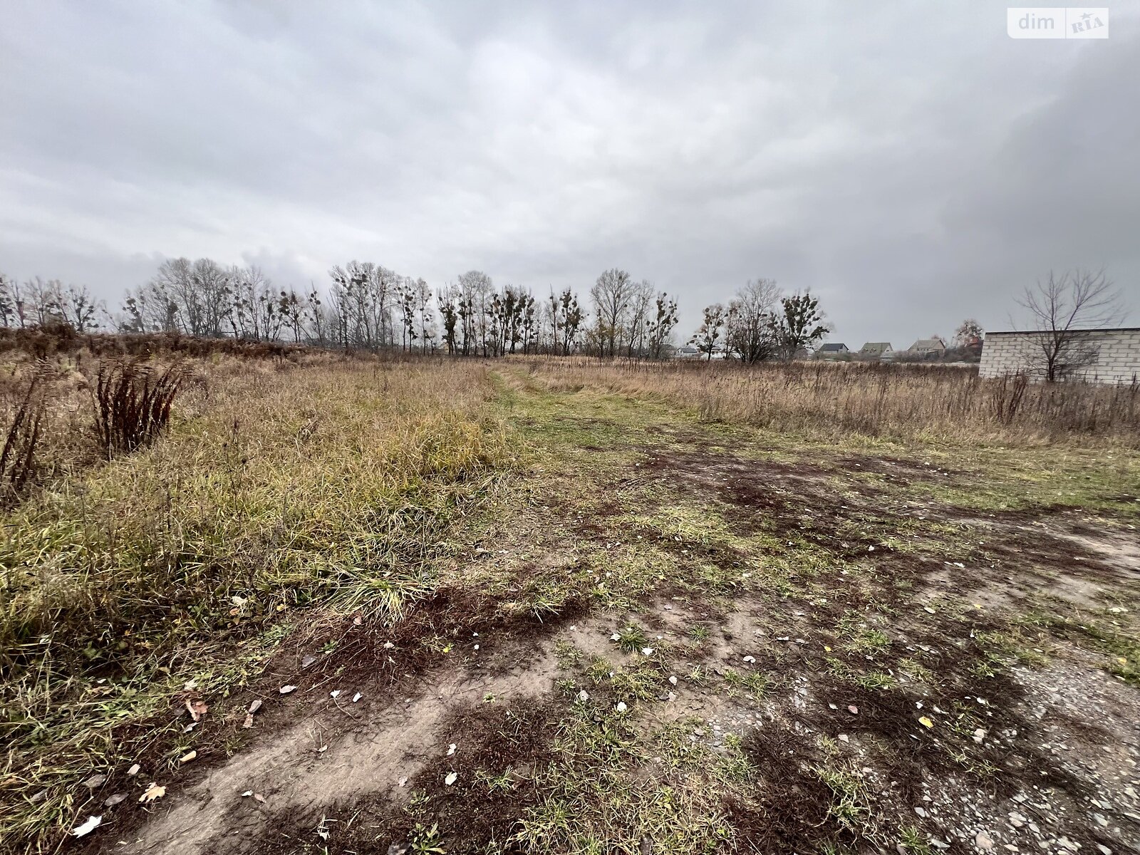 Земельна ділянка під житлову забудову в Гостомелі, площа 7 соток фото 1 Земельна ділянка під житлову забудову в Гостомелі, площа 7 соток фото 1