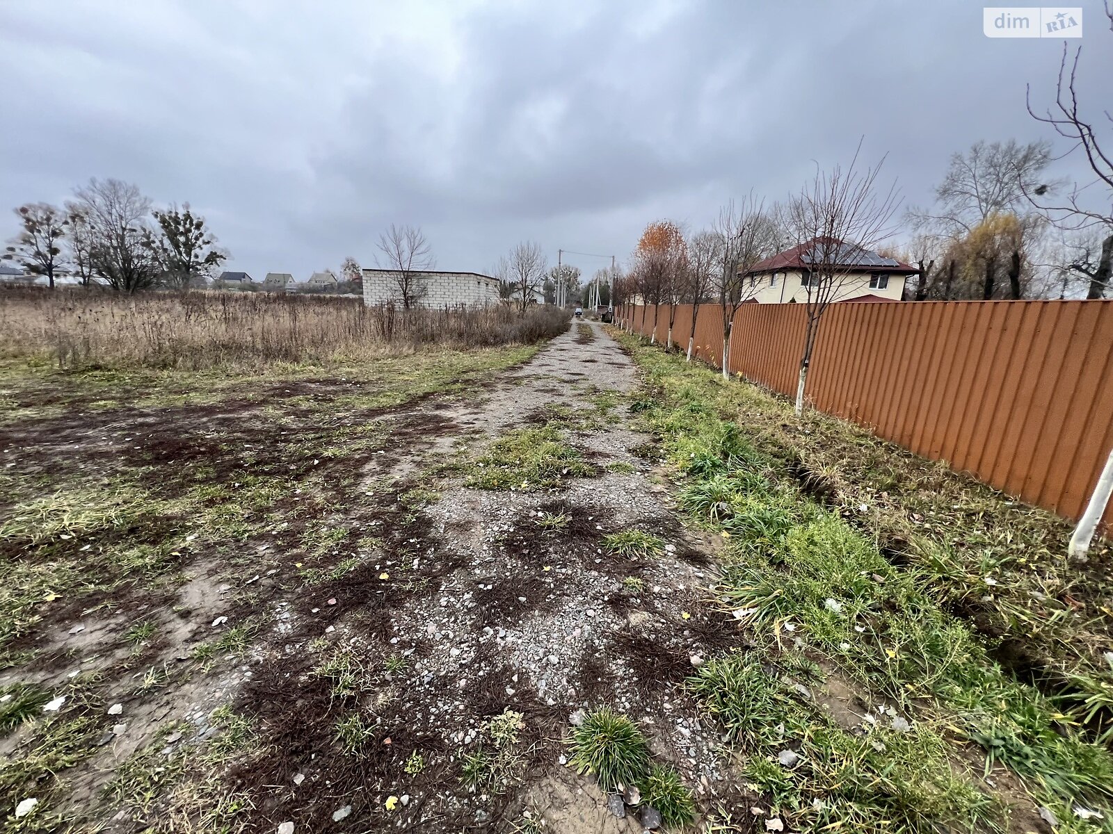 Земельна ділянка під житлову забудову в Гостомелі, площа 7 соток фото 1 Земельна ділянка під житлову забудову в Гостомелі, площа 7 соток фото 1