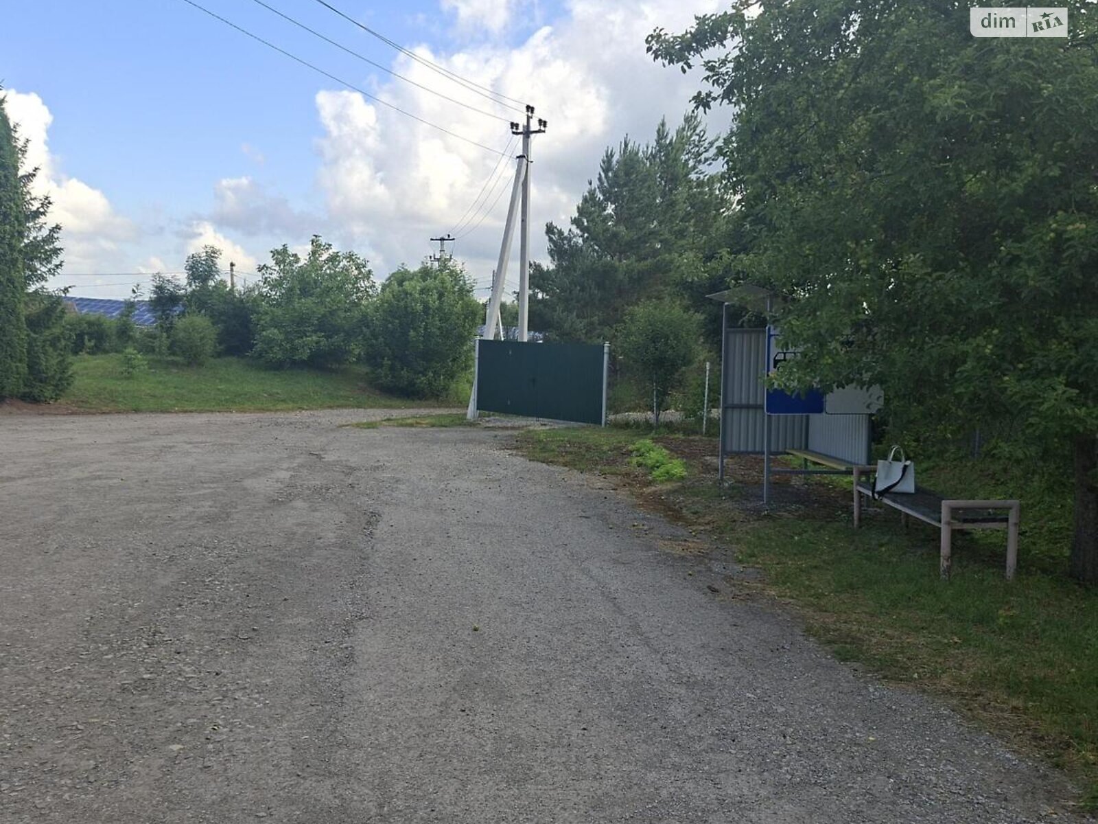 Земельна ділянка під житлову забудову в Хатки, площа 45 соток фото 1 Земельна ділянка під житлову забудову в Хатки, площа 45 соток фото 1