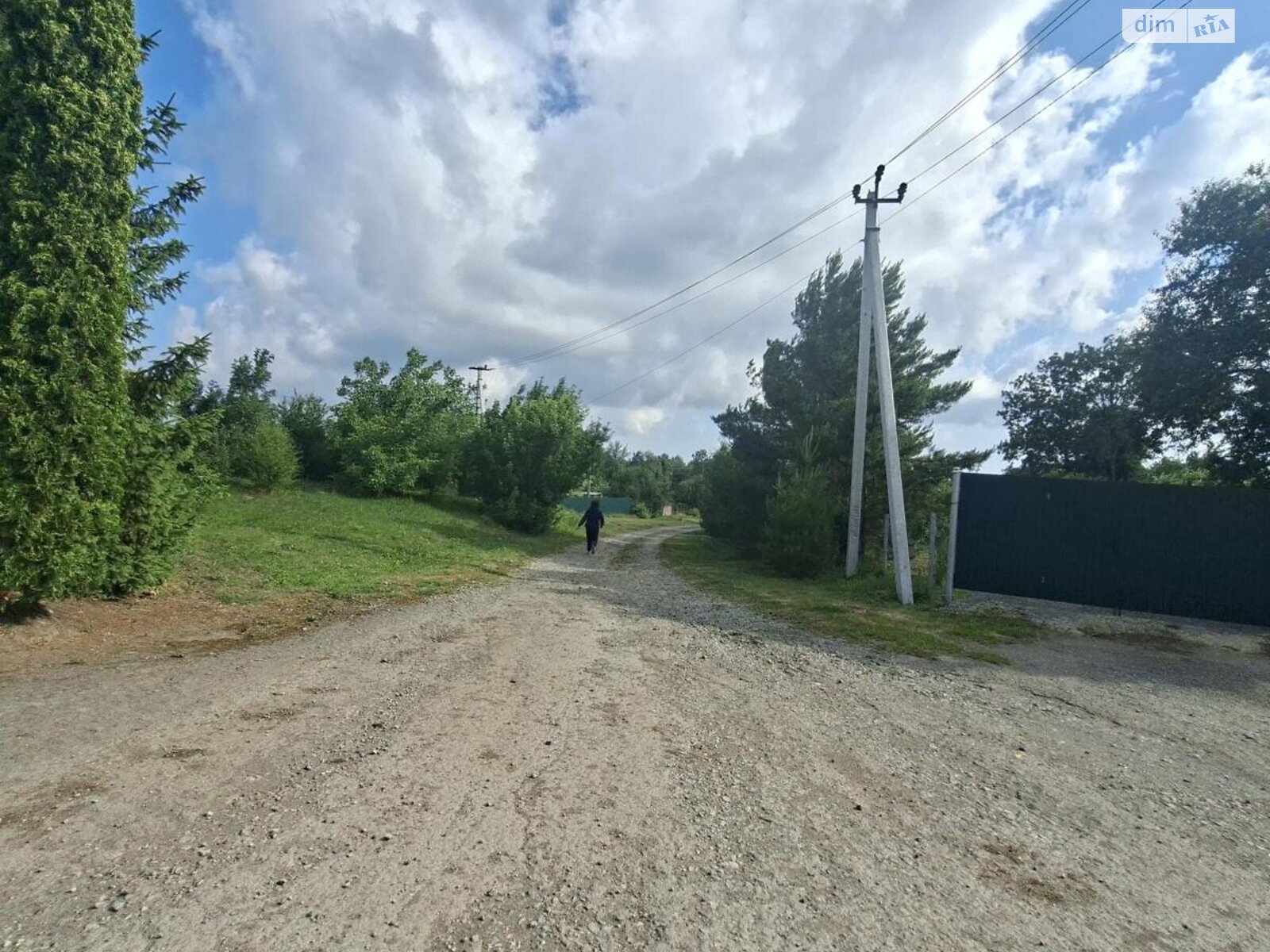 Земельна ділянка під житлову забудову в Хатки, площа 45 соток фото 1 Земельна ділянка під житлову забудову в Хатки, площа 45 соток фото 1