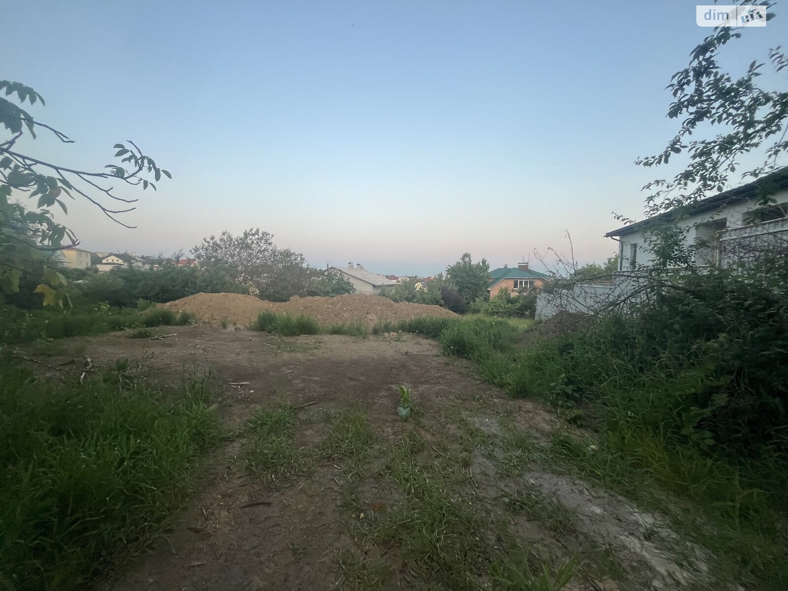 Земля под жилую застройку в Хмельницком, район Лезневое, площадь 10 соток фото 1 Земля под жилую застройку в Хмельницком, район Лезневое, площадь 10 соток фото 1