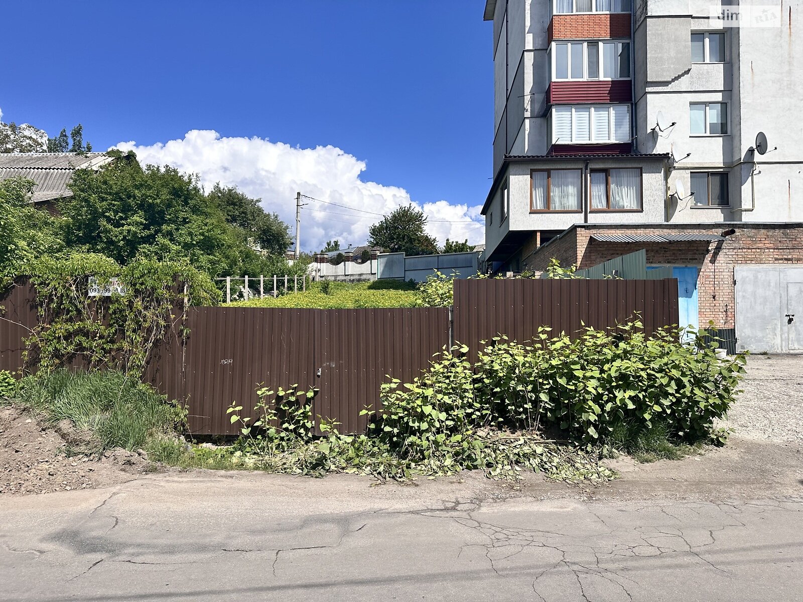 Земля под жилую застройку в Хмельницком, район Юго-Западный, площадь 4.45 сотки фото 1 Земля под жилую застройку в Хмельницком, район Юго-Западный, площадь 4.45 сотки фото 1
