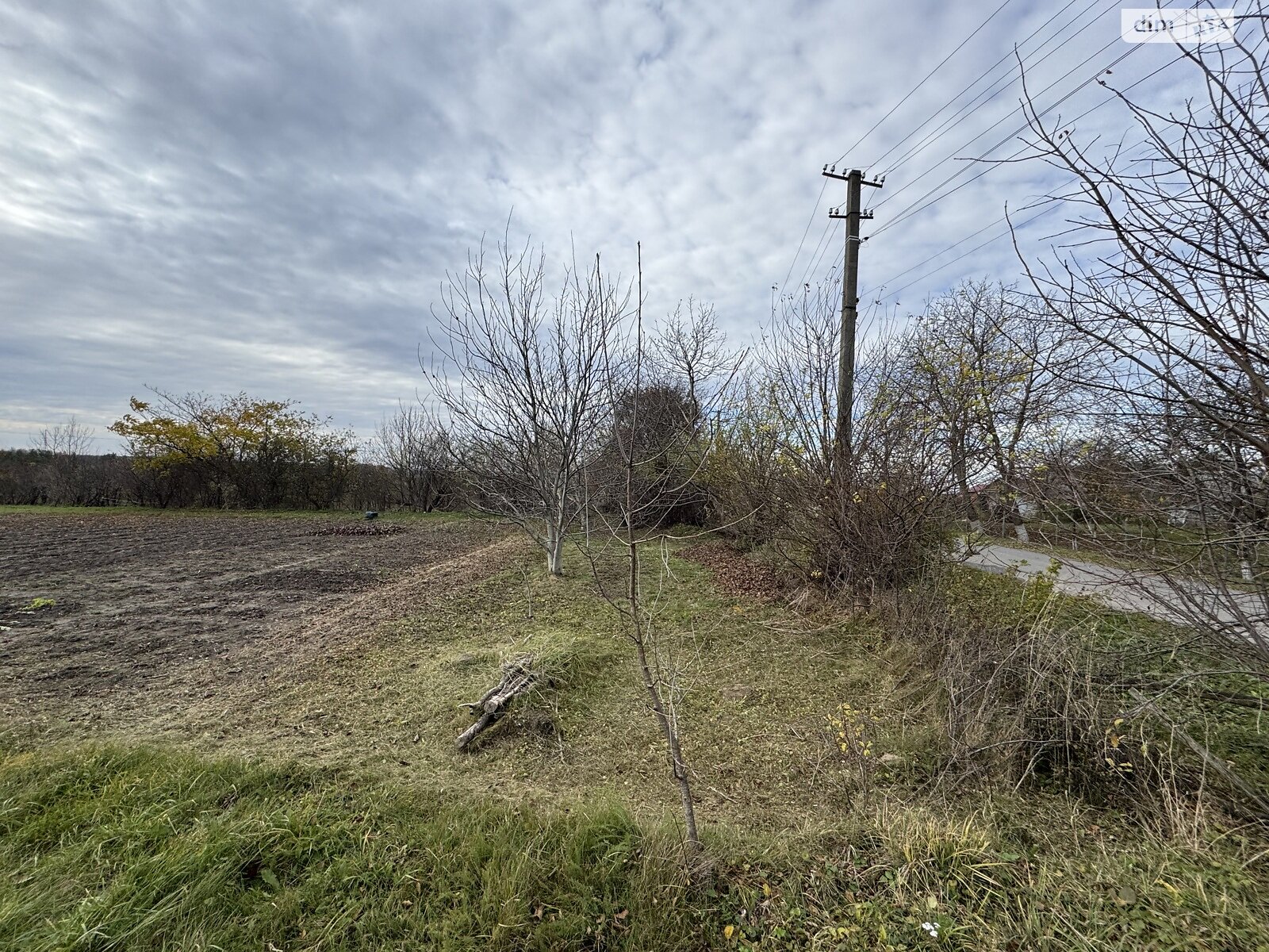 Земельный участок под жилую застройку в Ходаковцах, площадь 20 соток фото 1