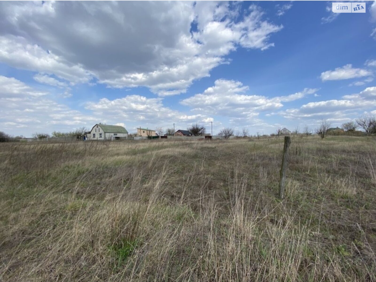 Земельна ділянка під житлову забудову в Іванкові, площа 18 соток фото 1 Земельна ділянка під житлову забудову в Іванкові, площа 18 соток фото 1