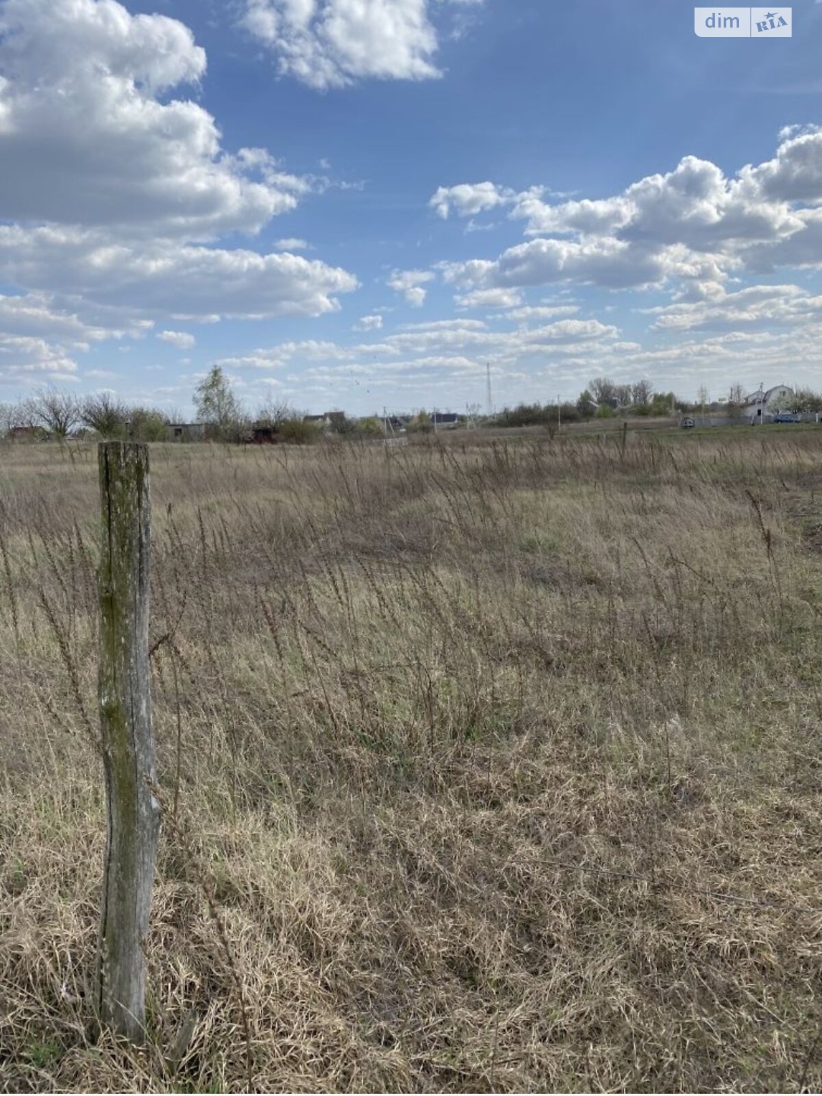 Земельна ділянка під житлову забудову в Іванкові, площа 18 соток фото 1 Земельна ділянка під житлову забудову в Іванкові, площа 18 соток фото 1