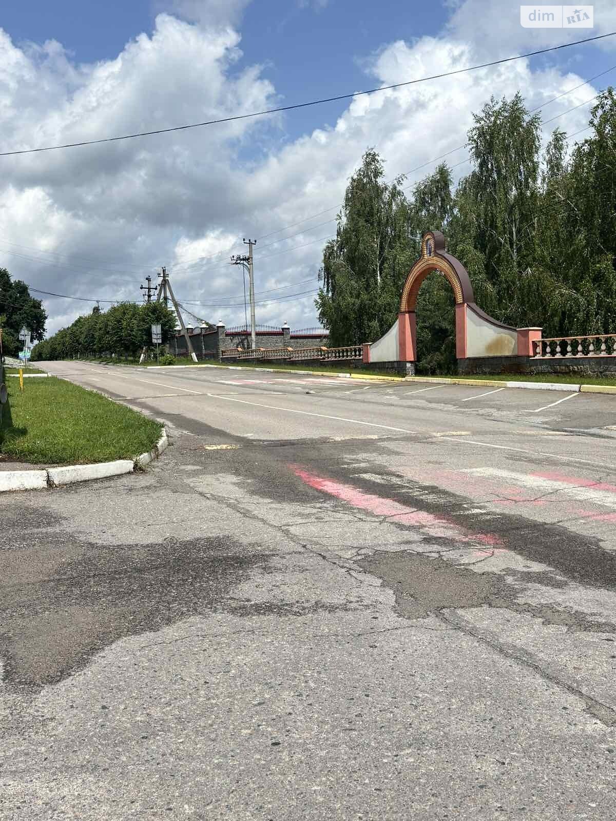 Земельный участок под жилую застройку в Иванковичах, площадь 30 соток фото 1 Земельный участок под жилую застройку в Иванковичах, площадь 30 соток фото 1