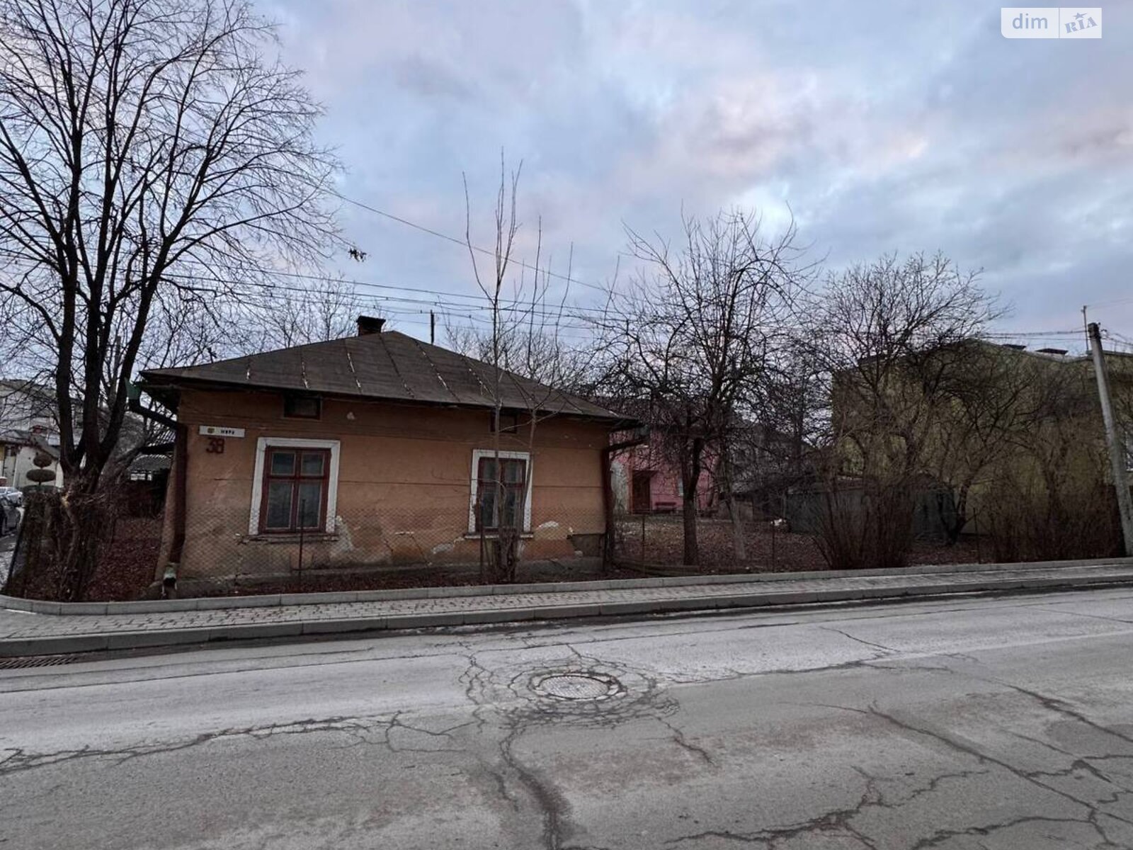 Земельный участок под жилую застройку в Ивано-Франковске, площадь 8.37 сотки фото 1 Земельный участок под жилую застройку в Ивано-Франковске, площадь 8.37 сотки фото 1