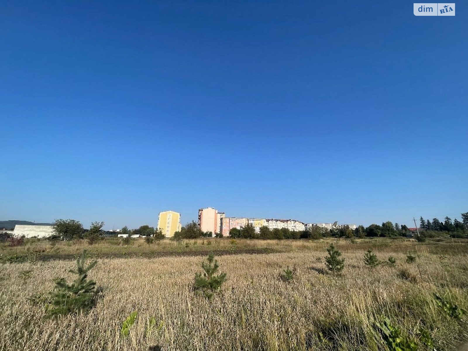 Земельна ділянка під житлову забудову в Жовкві, площа 1.488 Га фото 1