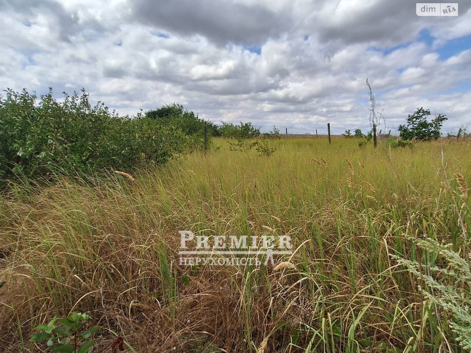 Земельный участок под жилую застройку в Каролине-Бугазе, площадь 8 соток фото 1 Земельный участок под жилую застройку в Каролине-Бугазе, площадь 8 соток фото 1