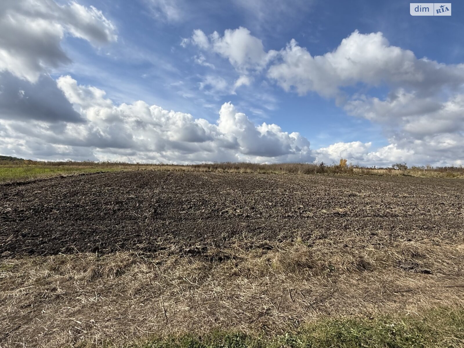Земельна ділянка під житлову забудову в Карпівцях, площа 11 соток фото 1 Земельна ділянка під житлову забудову в Карпівцях, площа 11 соток фото 1