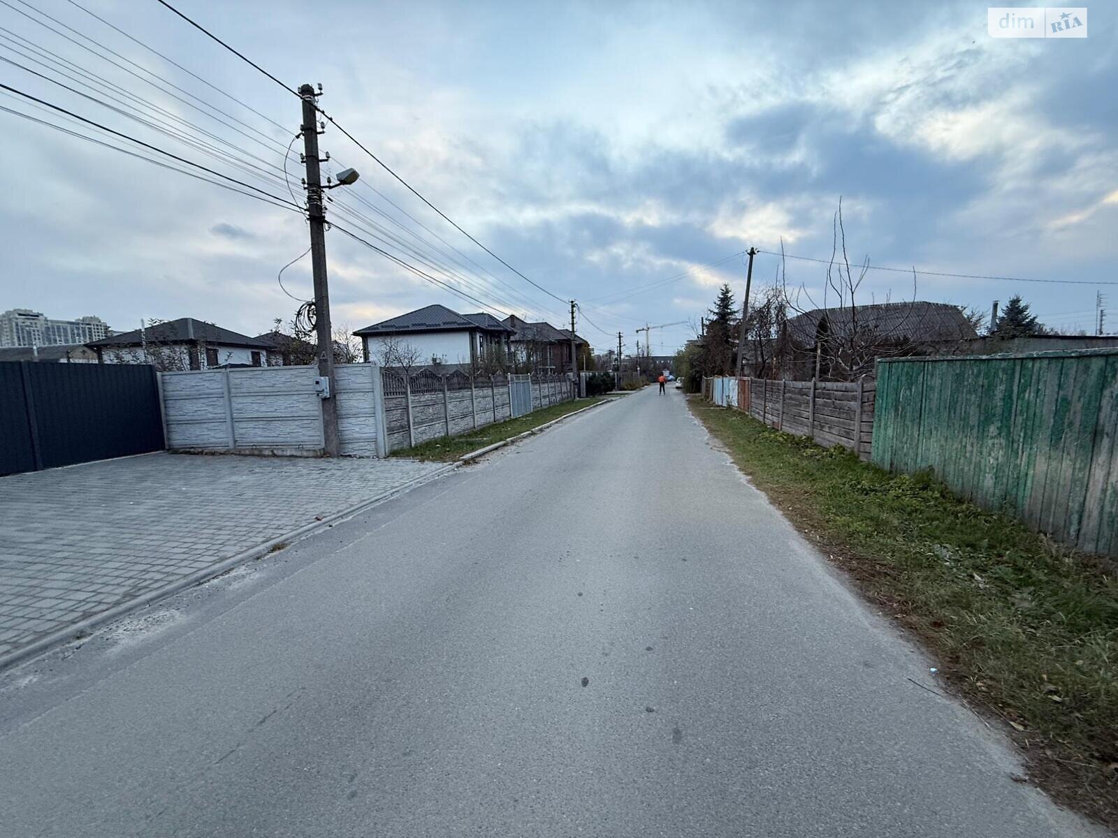 Земля під житлову забудову в Києві, район Жуляни, площа 14 соток фото 1 Земля під житлову забудову в Києві, район Жуляни, площа 14 соток фото 1