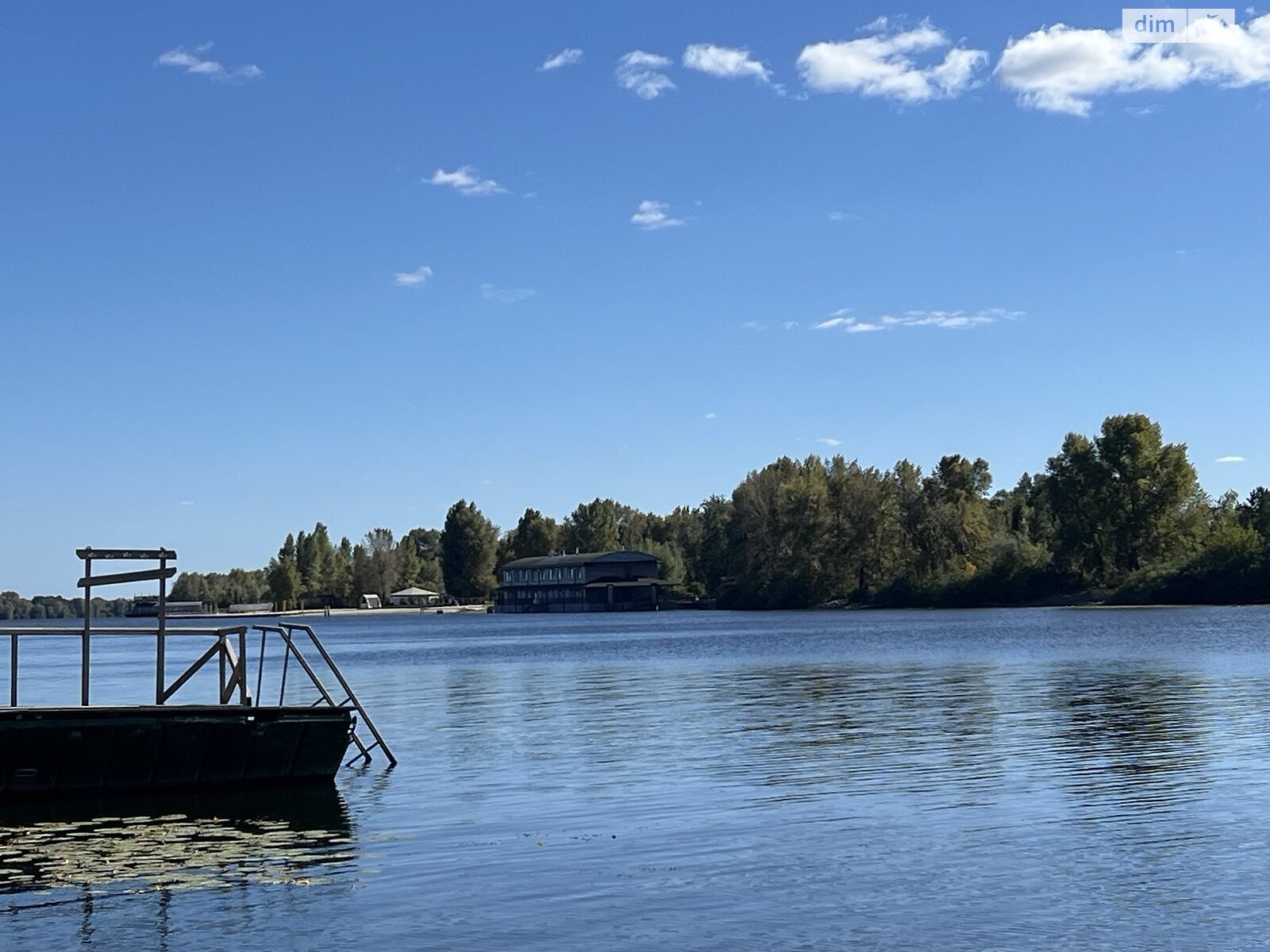 Земельный участок под жилую застройку в Киеве, площадь 4 сотки фото 1 Земельный участок под жилую застройку в Киеве, площадь 4 сотки фото 1