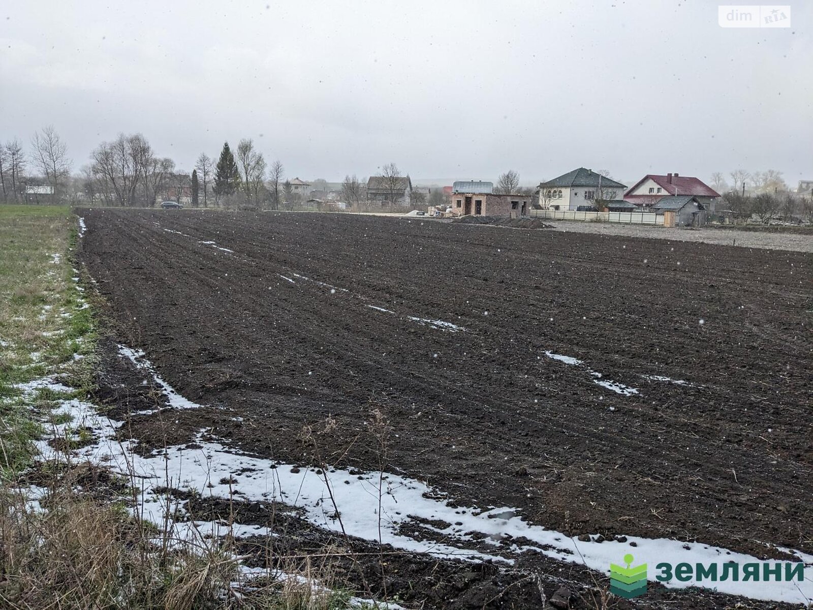 Земельный участок под жилую застройку в Клубовцах, площадь 32.87 сотки фото 1 Земельный участок под жилую застройку в Клубовцах, площадь 32.87 сотки фото 1