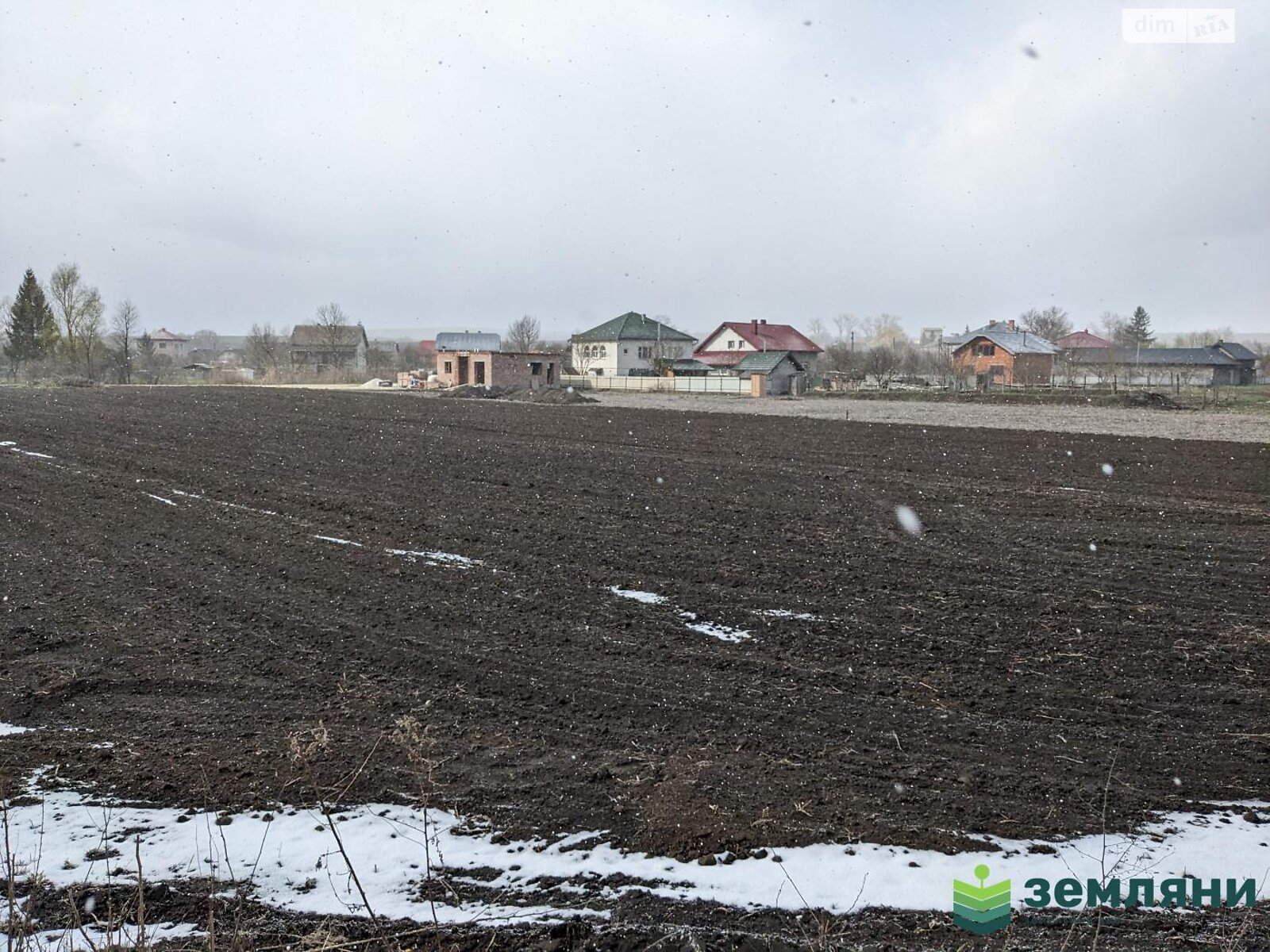 Земельный участок под жилую застройку в Клубовцах, площадь 32.87 сотки фото 1 Земельный участок под жилую застройку в Клубовцах, площадь 32.87 сотки фото 1