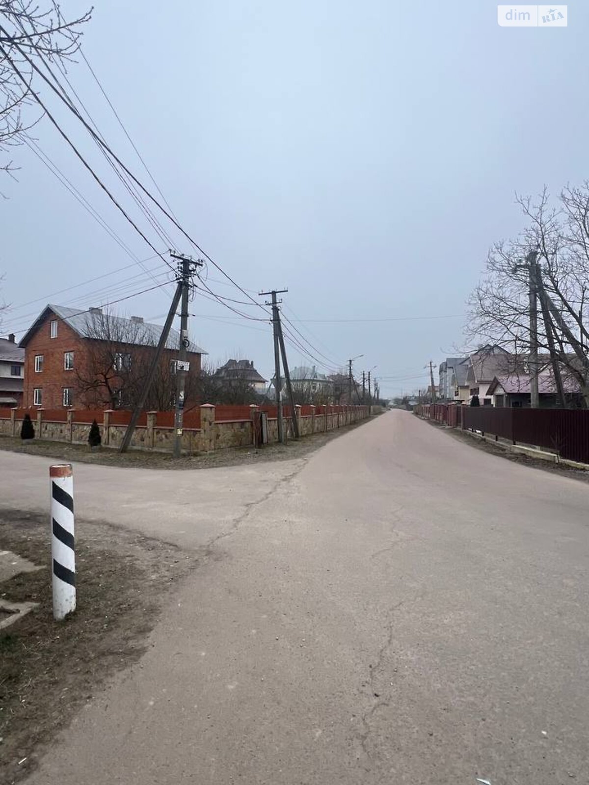 Земельна ділянка під житлову забудову в Клузові, площа 10 соток фото 1 Земельна ділянка під житлову забудову в Клузові, площа 10 соток фото 1