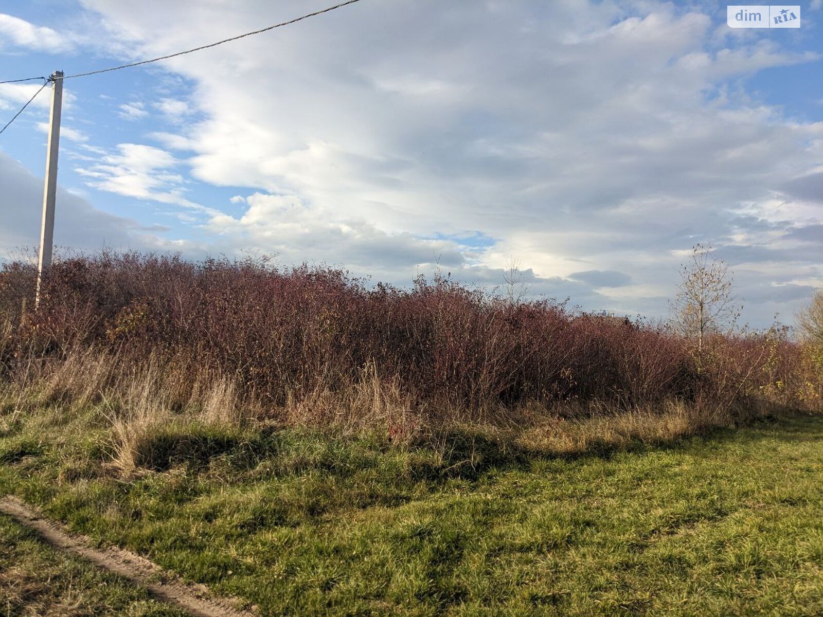 Земельна ділянка під житлову забудову в Клузові, площа 10 соток фото 1 Земельна ділянка під житлову забудову в Клузові, площа 10 соток фото 1