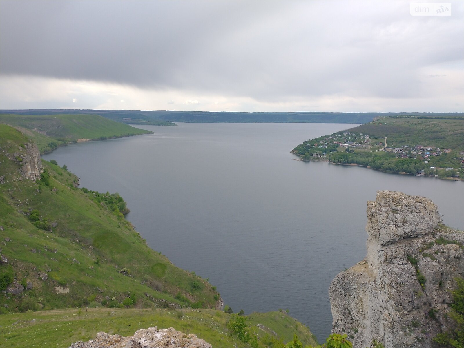 Земельна ділянка під житлову забудову в Комарові, площа 25.05 сотки фото 1 Земельна ділянка під житлову забудову в Комарові, площа 25.05 сотки фото 1