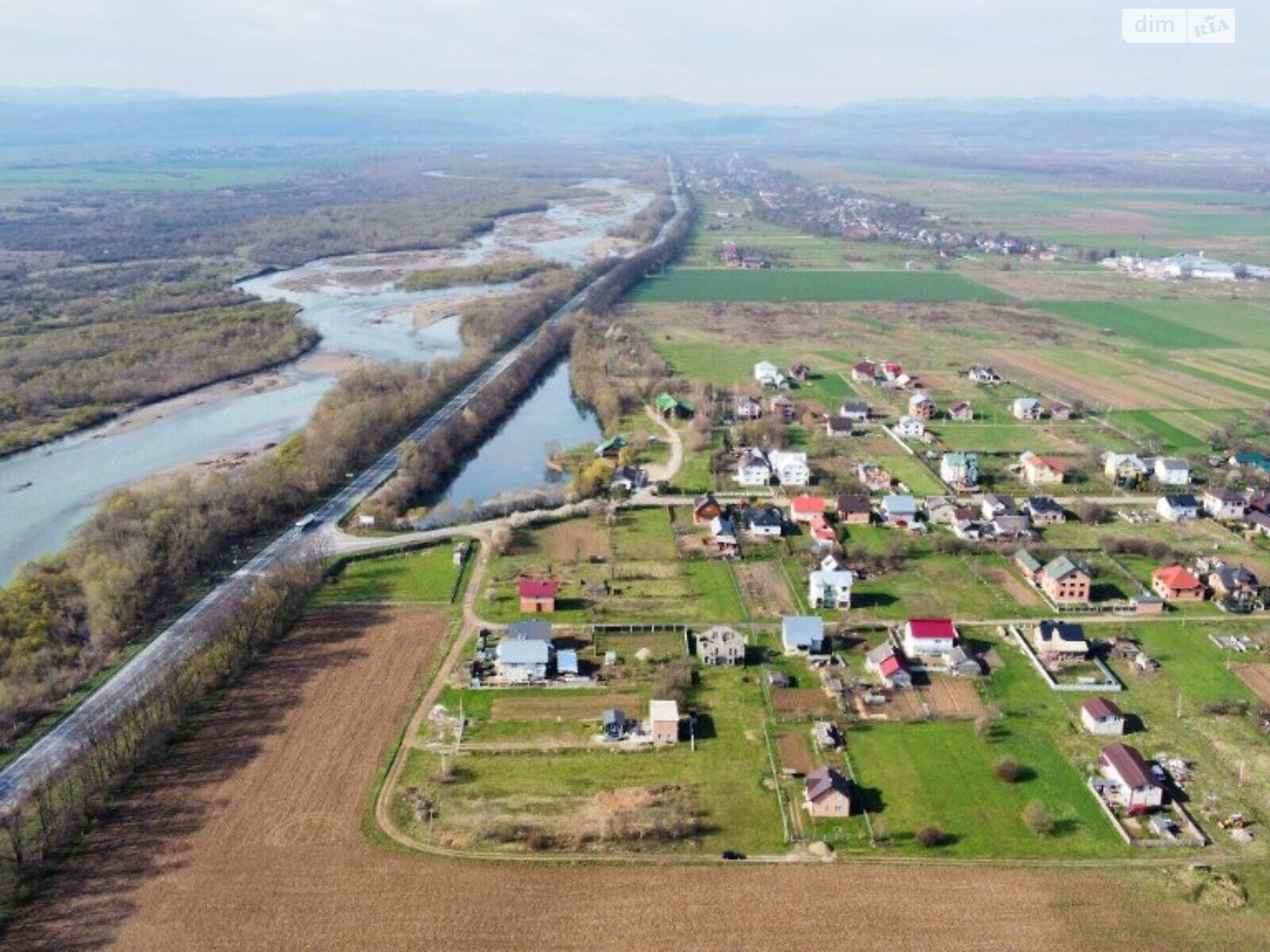 Земельна ділянка під житлову забудову в Конюхові, площа 12.18 сотки фото 1