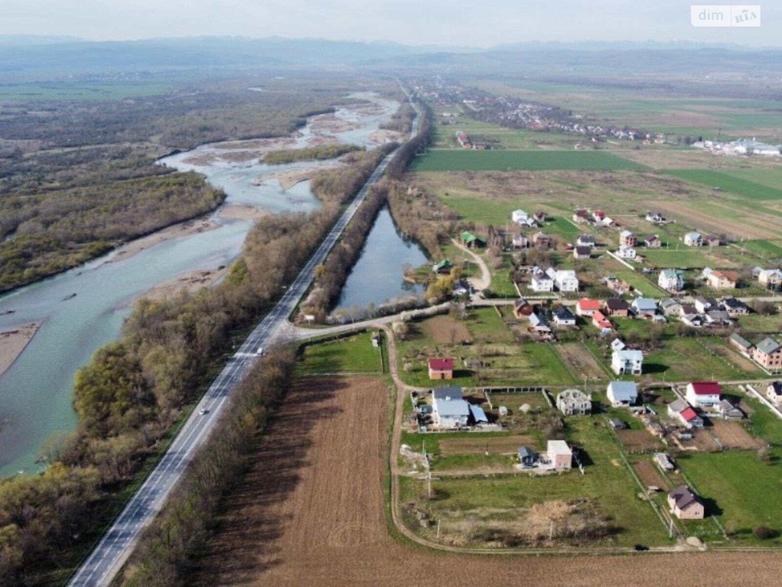 Земельна ділянка під житлову забудову в Конюхові, площа 12.18 сотки фото 1