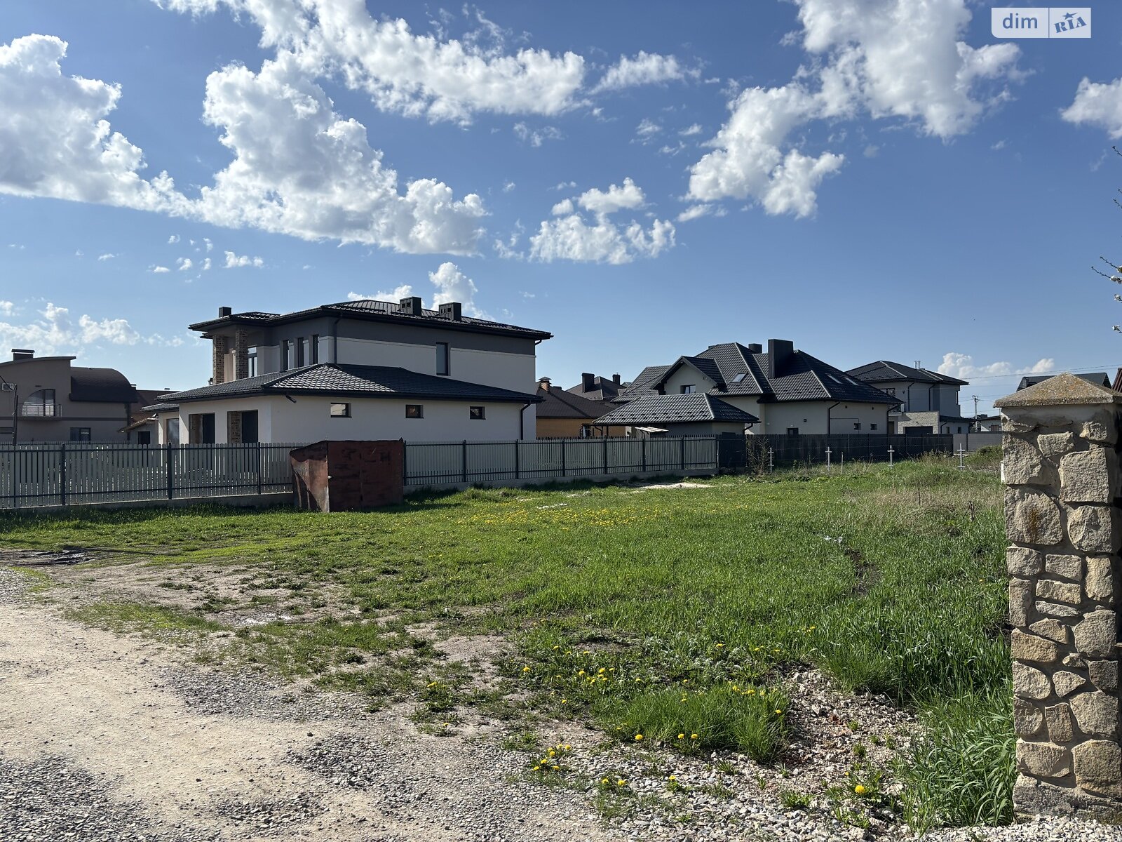 Земельна ділянка під житлову забудову в Крихівцях, площа 7.03 сотки фото 1 Земельна ділянка під житлову забудову в Крихівцях, площа 7.03 сотки фото 1