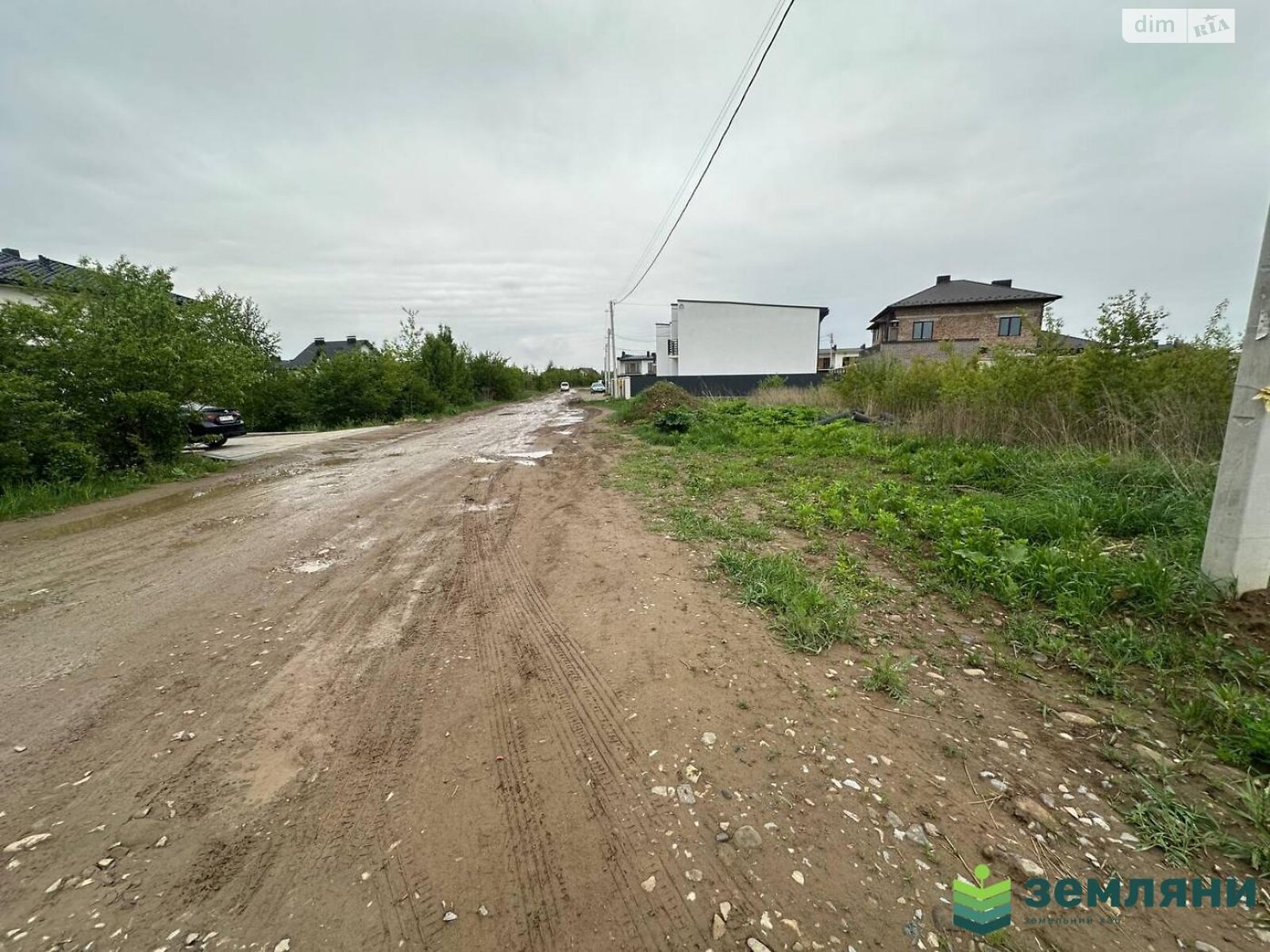 Земельна ділянка під житлову забудову в Крихівцях, площа 11.35 сотки фото 1 Земельна ділянка під житлову забудову в Крихівцях, площа 11.35 сотки фото 1