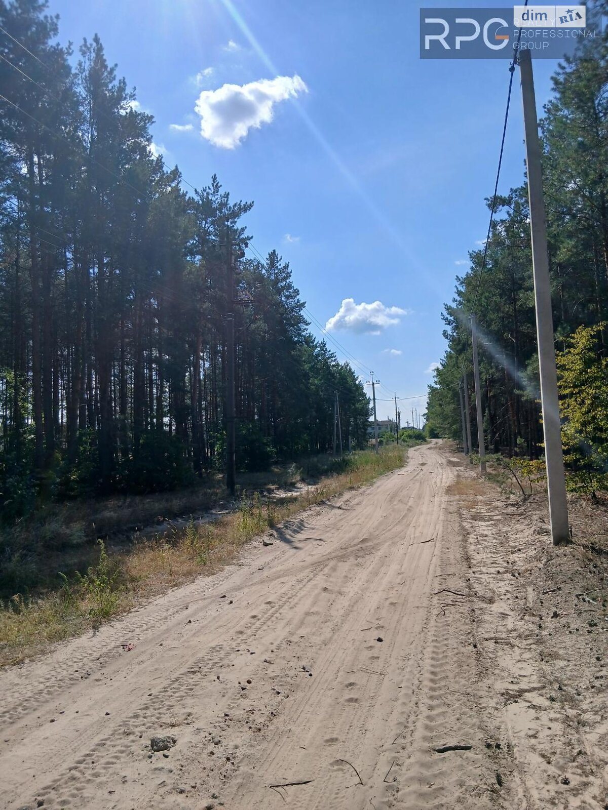 Земельна ділянка під житлову забудову в Лебедівці, площа 16 соток фото 1 Земельна ділянка під житлову забудову в Лебедівці, площа 16 соток фото 1