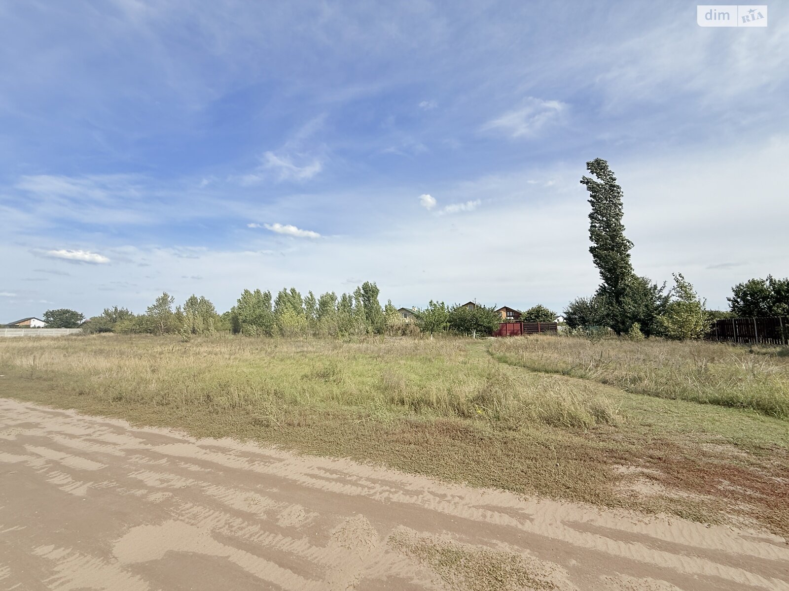 Земельный участок под жилую застройку в Лебедевке, площадь 9 соток фото 1