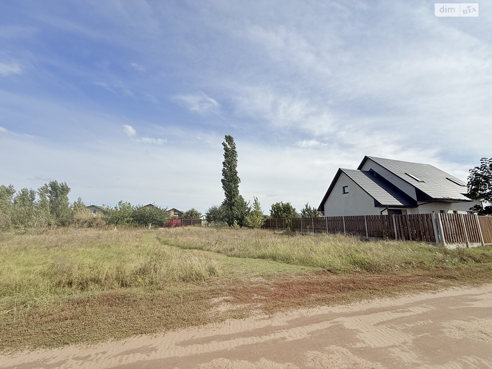 Земельный участок под жилую застройку в Лебедевке, площадь 9 соток фото 1