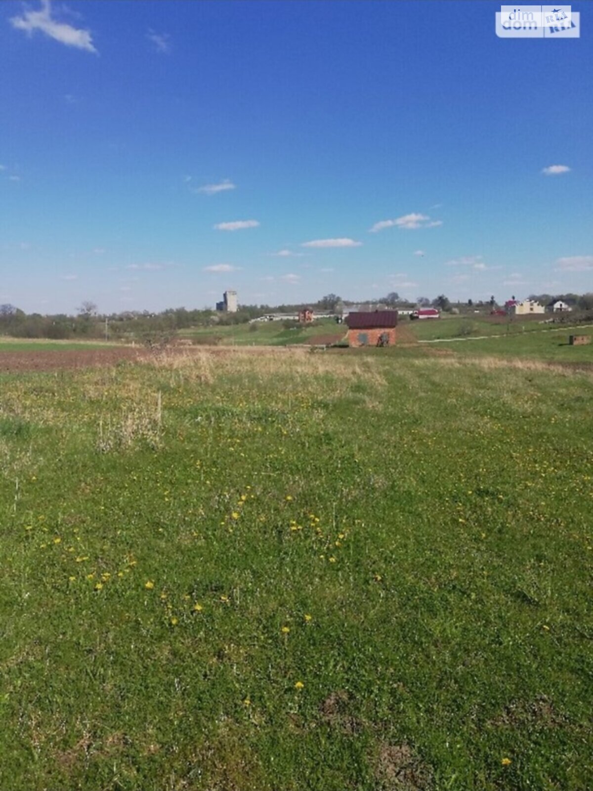 Земельна ділянка під житлову забудову в Лісках, площа 20 соток фото 1 Земельна ділянка під житлову забудову в Лісках, площа 20 соток фото 1