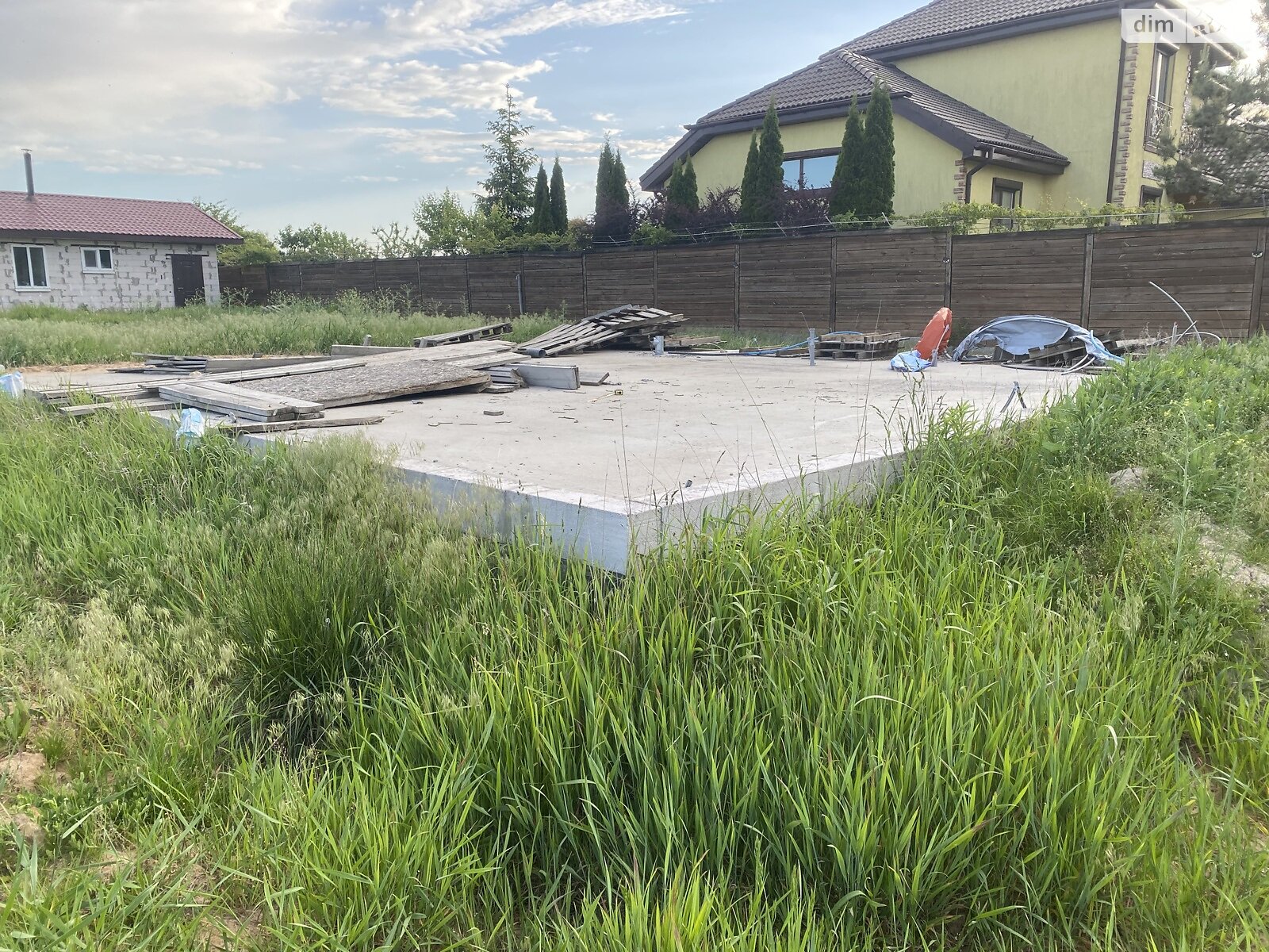 Земельна ділянка під житлову забудову в Лісне, площа 11.7 сотки фото 1 Земельна ділянка під житлову забудову в Лісне, площа 11.7 сотки фото 1