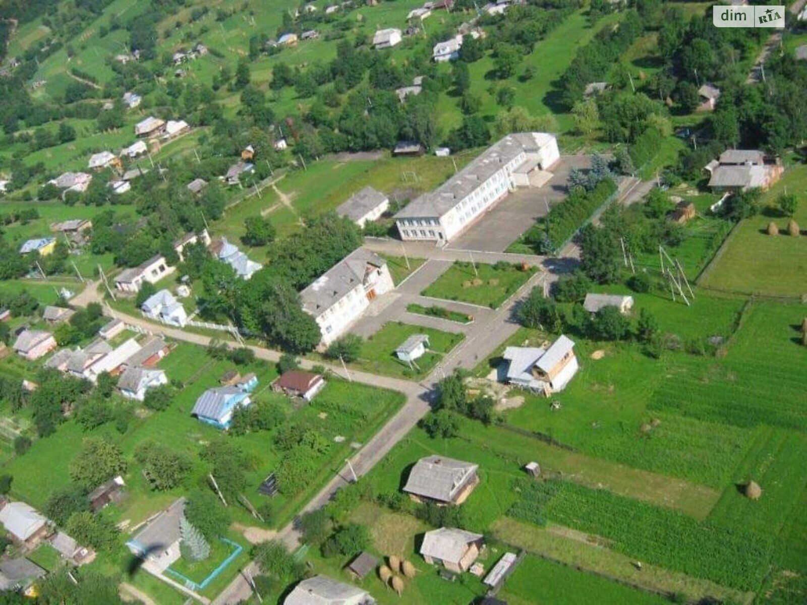 Земельна ділянка під житлову забудову в Луквиці, площа 25 соток фото 1 Земельна ділянка під житлову забудову в Луквиці, площа 25 соток фото 1