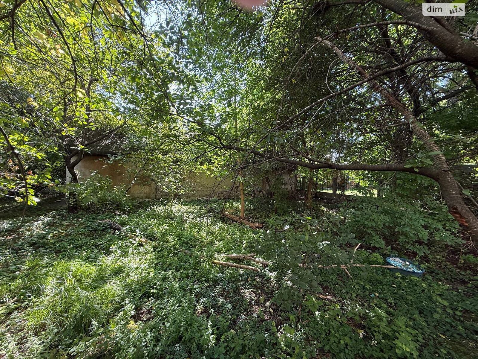 Земля под жилую застройку в Львове, район Шевченковский, площадь 6.5 сотки фото 1 Земля под жилую застройку в Львове, район Шевченковский, площадь 6.5 сотки фото 1