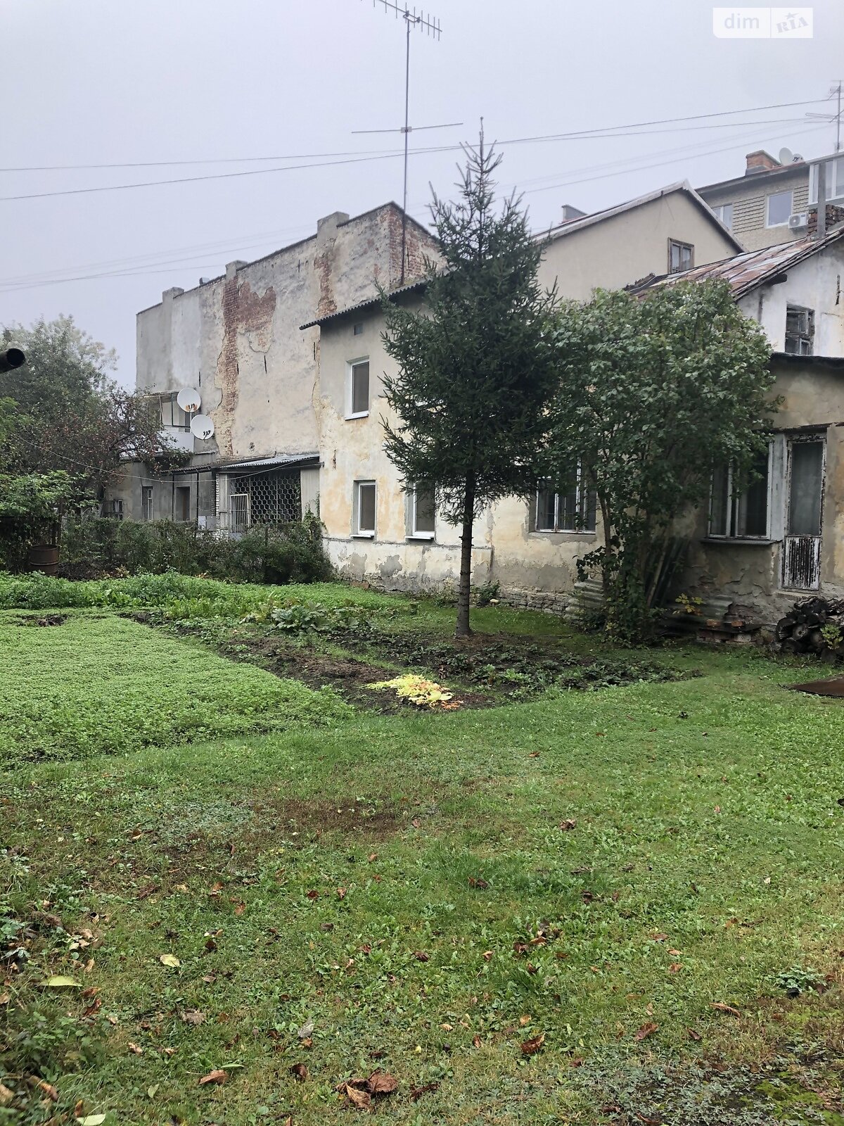 Земля под жилую застройку в Львове, район Зализнычный, площадь 8.9 сотки фото 1 Земля под жилую застройку в Львове, район Зализнычный, площадь 8.9 сотки фото 1
