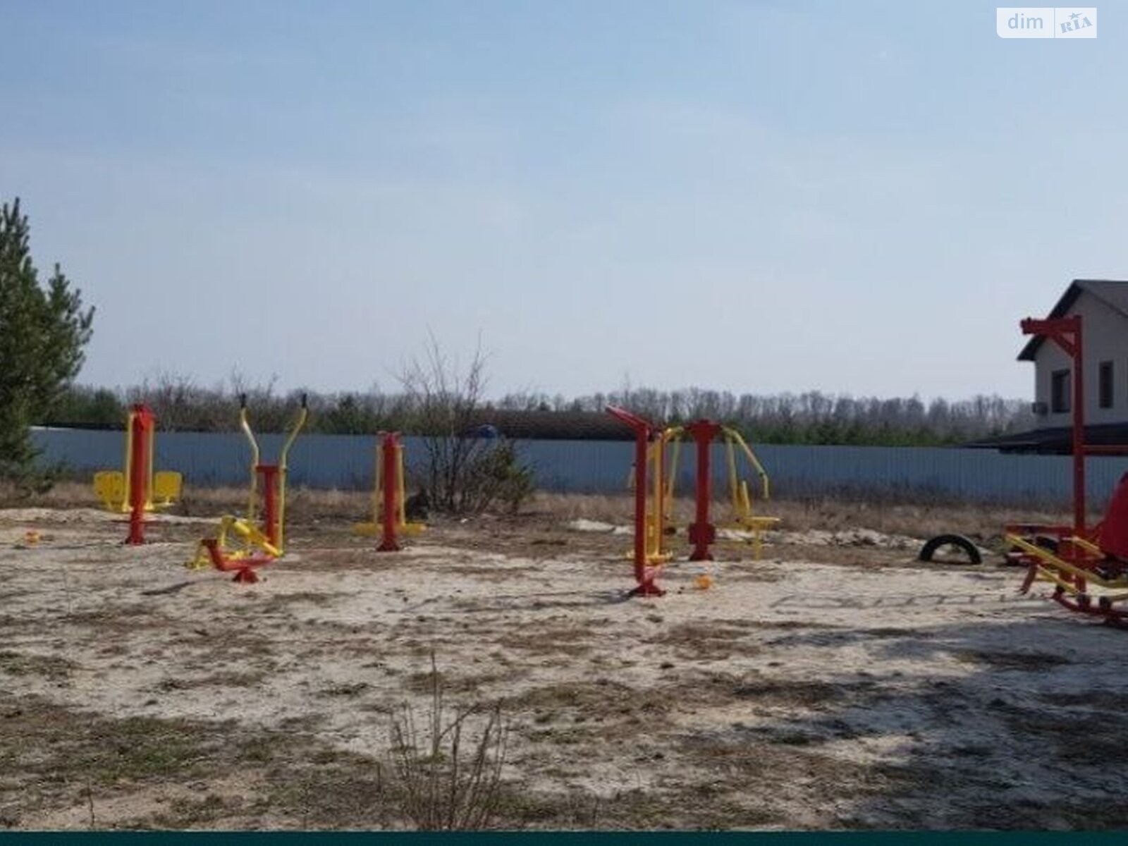 Земельна ділянка під житлову забудову в Малютянці, площа 10 соток фото 1 Земельна ділянка під житлову забудову в Малютянці, площа 10 соток фото 1