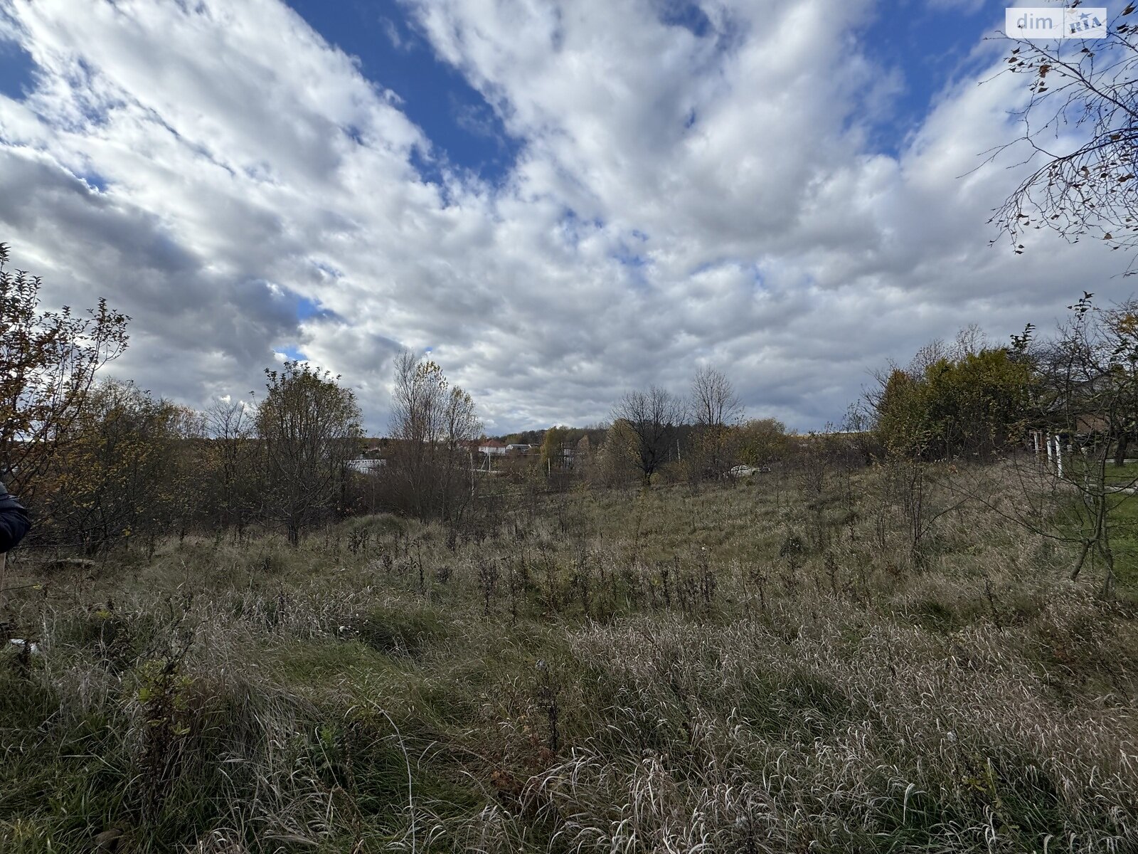 Земельный участок под жилую застройку в Майдане-Чапельском, площадь 10 соток фото 1 Земельный участок под жилую застройку в Майдане-Чапельском, площадь 10 соток фото 1