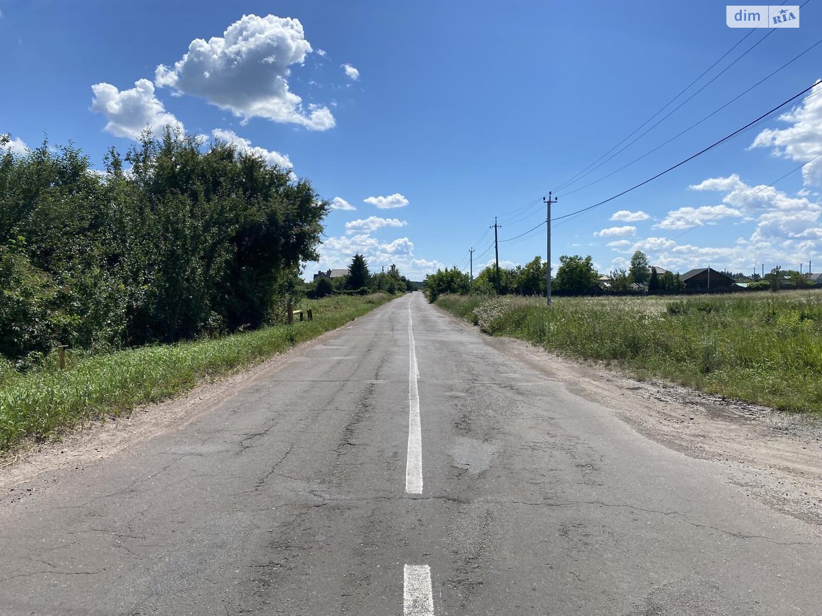 Земельна ділянка під житлову забудову в Михайлівці-Рубежівці, площа 15 соток фото 1 Земельна ділянка під житлову забудову в Михайлівці-Рубежівці, площа 15 соток фото 1