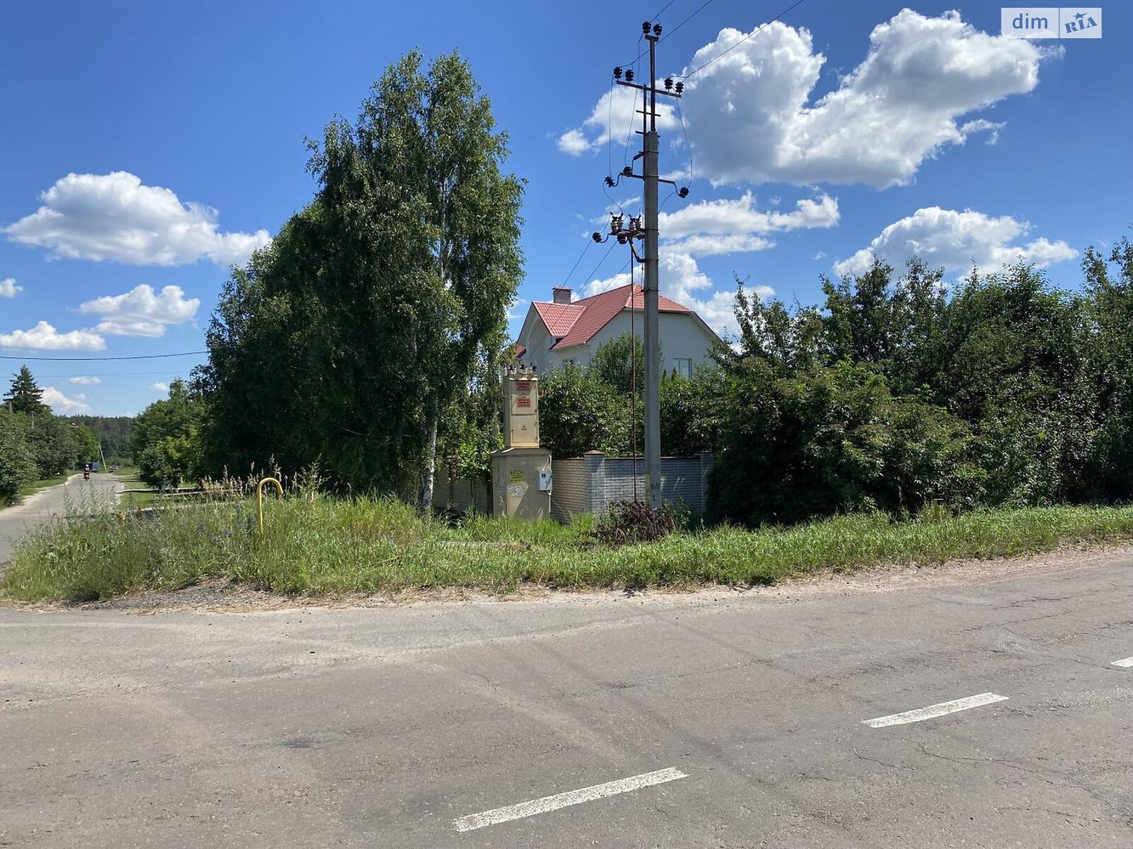 Земельна ділянка під житлову забудову в Михайлівці-Рубежівці, площа 15 соток фото 1 Земельна ділянка під житлову забудову в Михайлівці-Рубежівці, площа 15 соток фото 1
